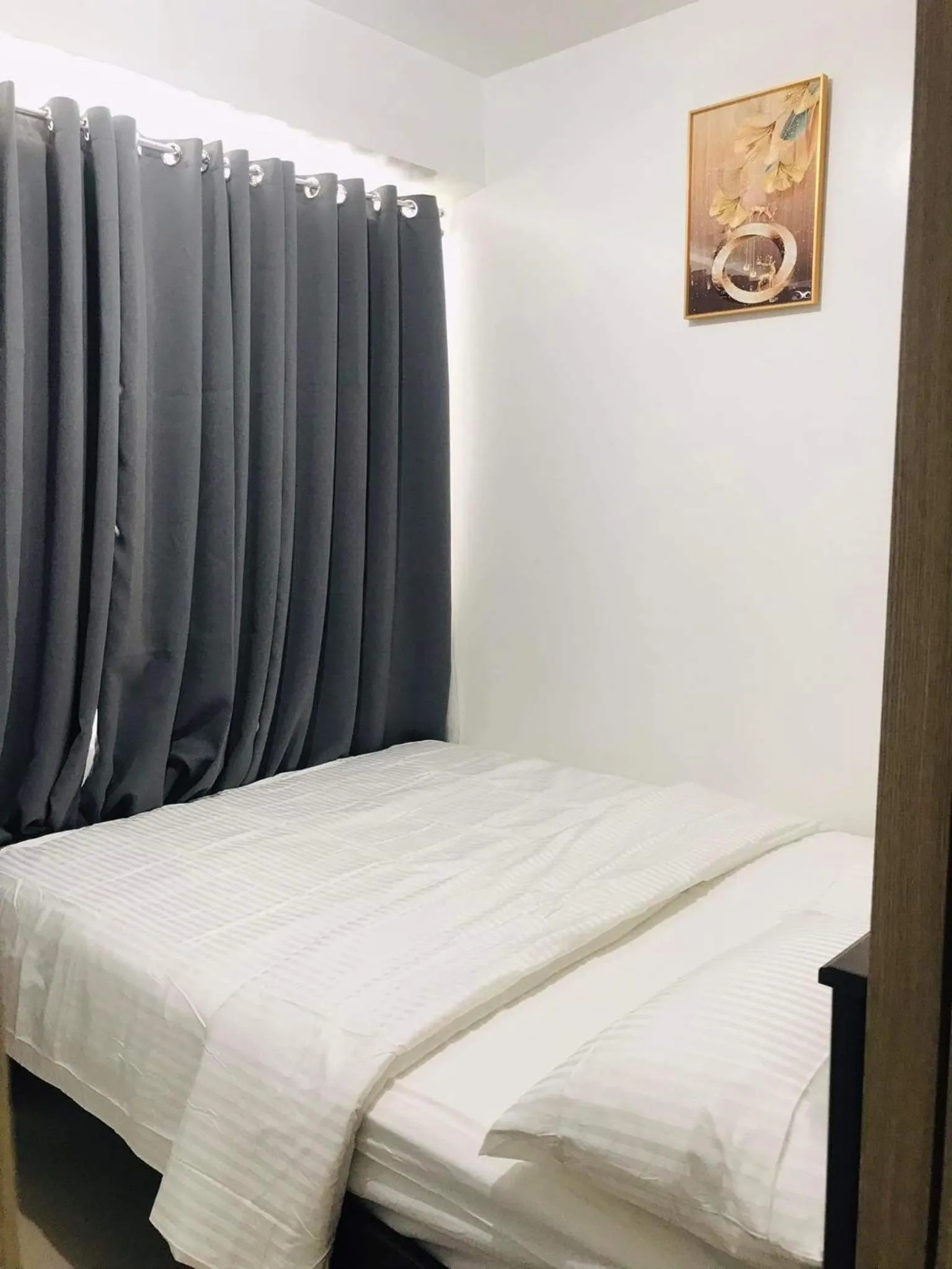 Bed in Shore Residence condotel,Pasay city Philippines