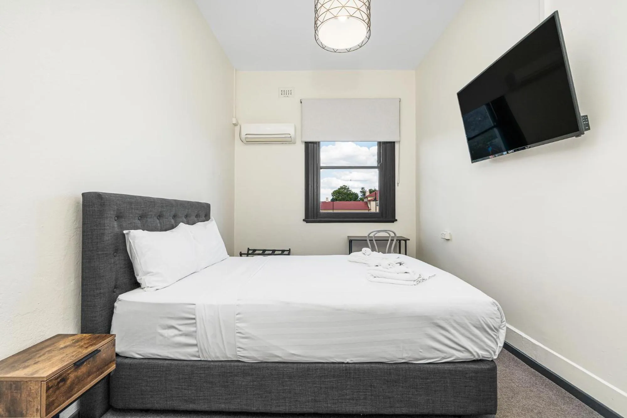 Bed in The Great Western Hotel