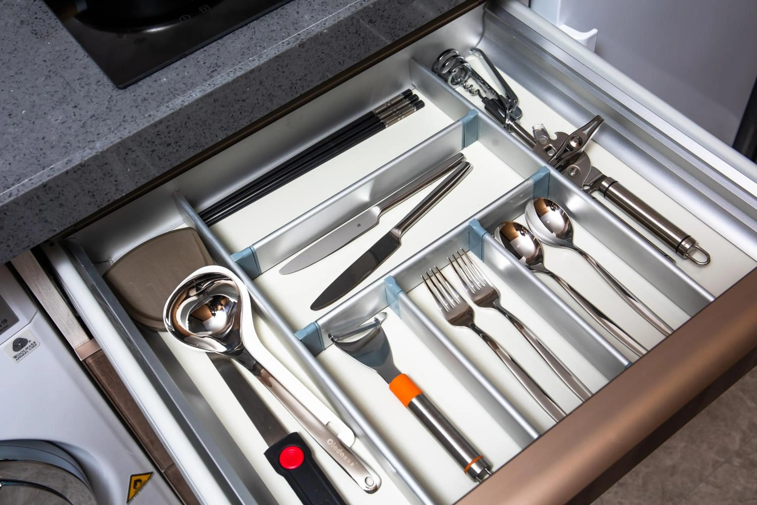 Kitchen or kitchenette in Hampton By Hilton Shenzhen Futian Mangrove Park Apartments