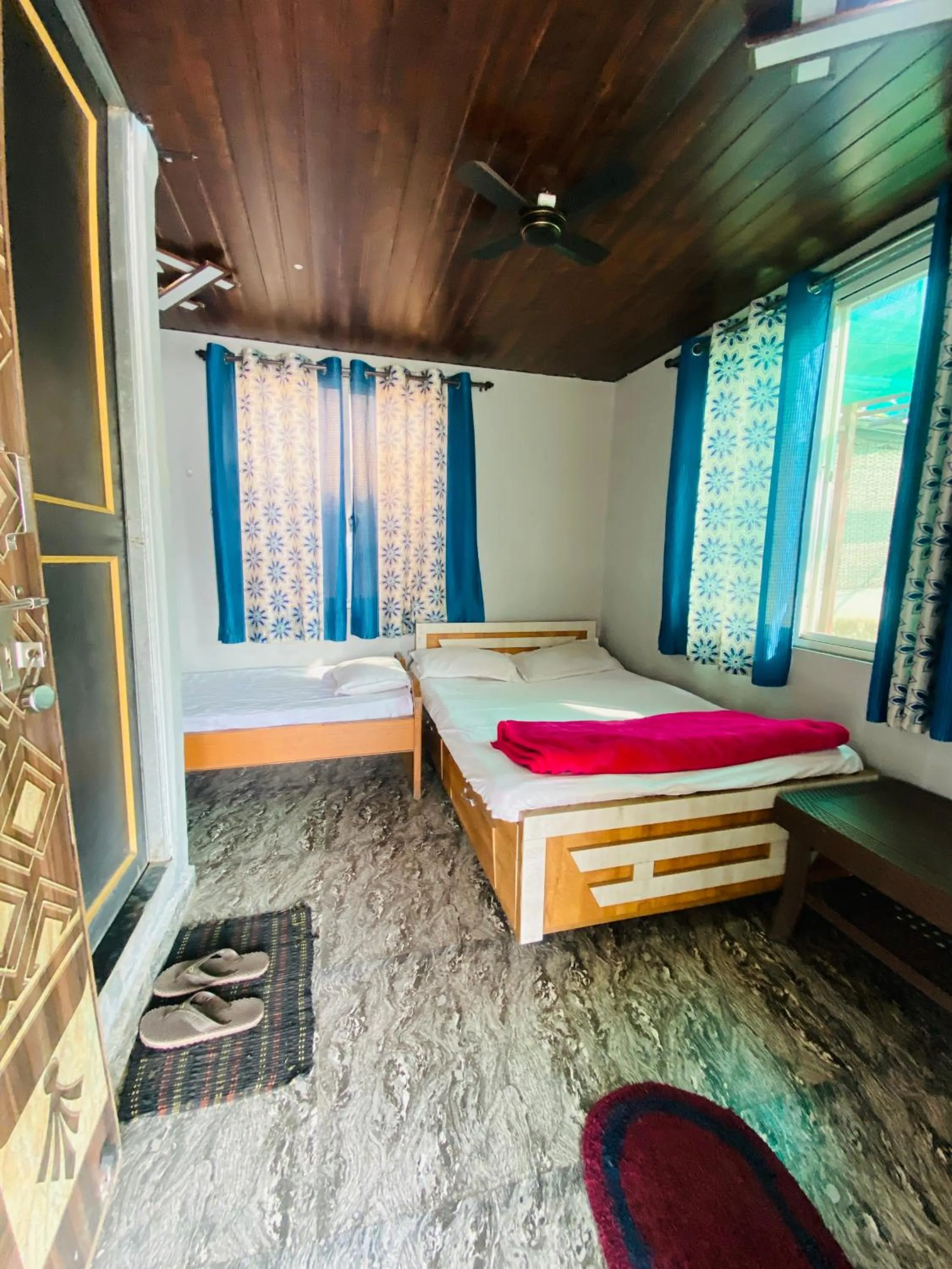 Deluxe Room in Ingawale farmhouse (agro tourism)