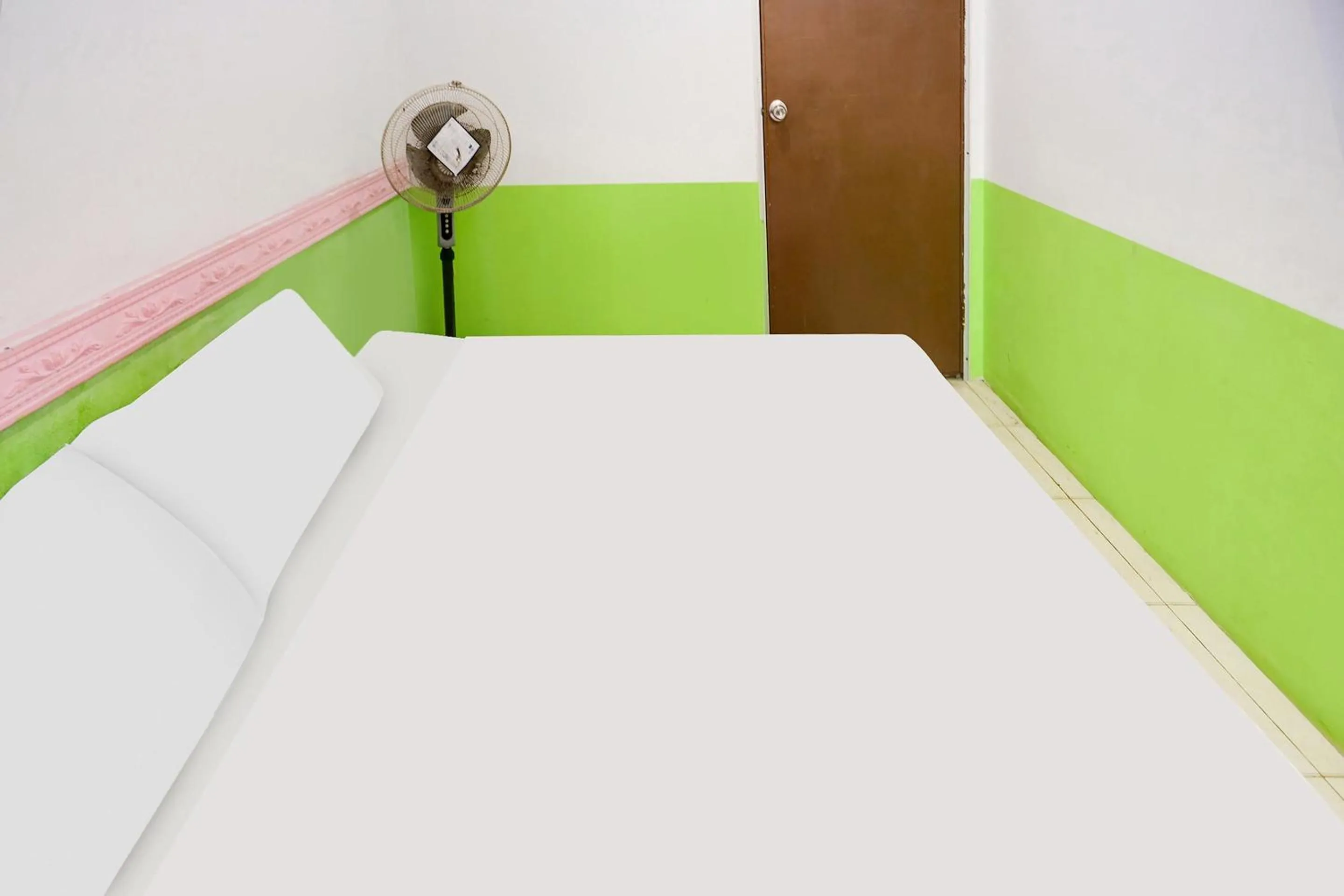 Bedroom, Bed in Hotel O Penginapan Saweri GadingNearKlub Golf Ria Bintan