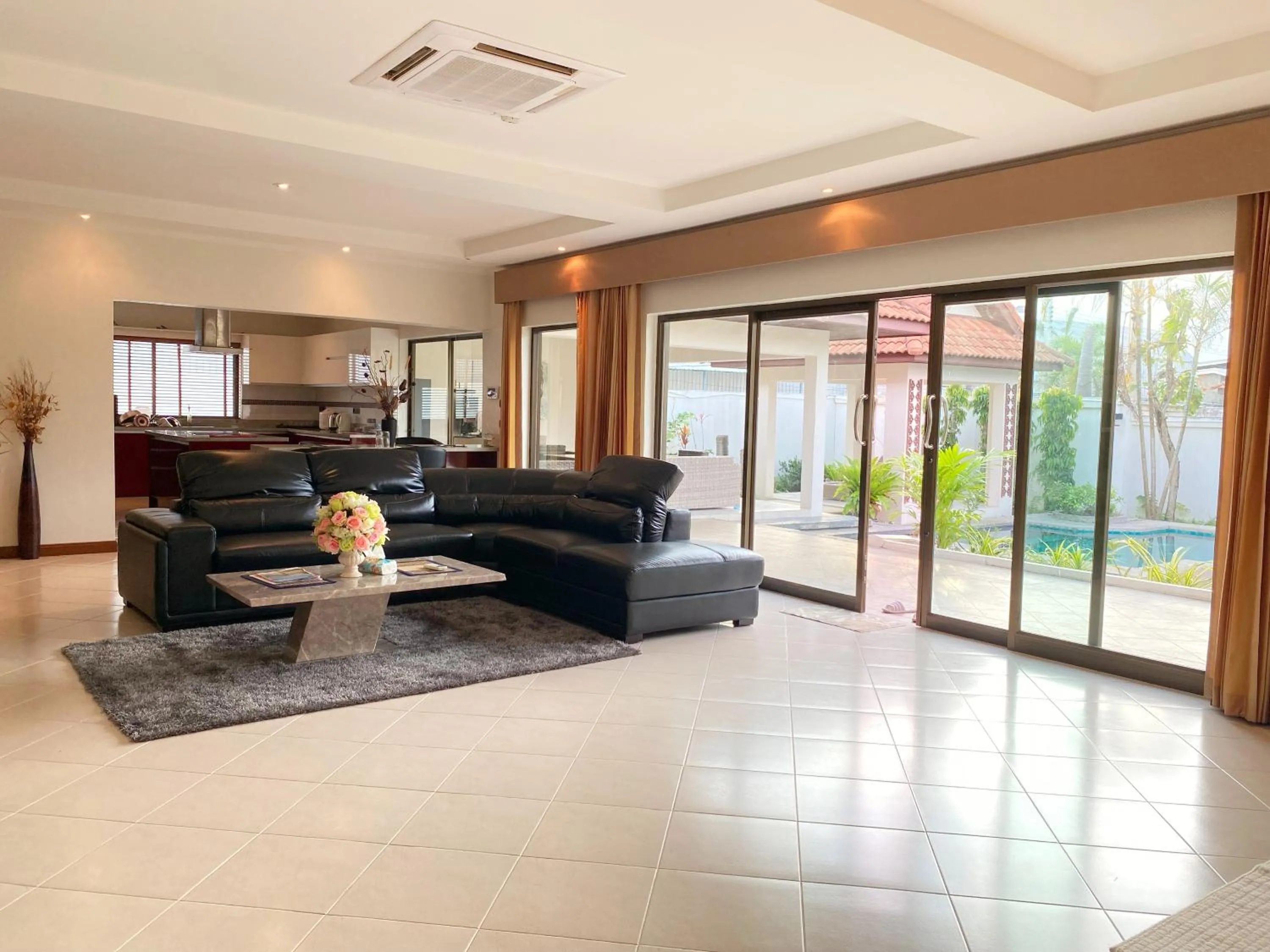 Living room in Sunny1 villa Pattaya