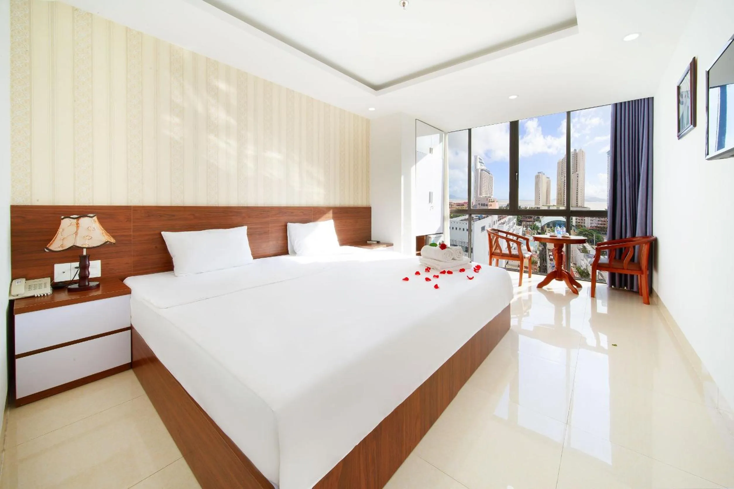 Bedroom, Bed in Ha Nhung Hotel Nha Trang