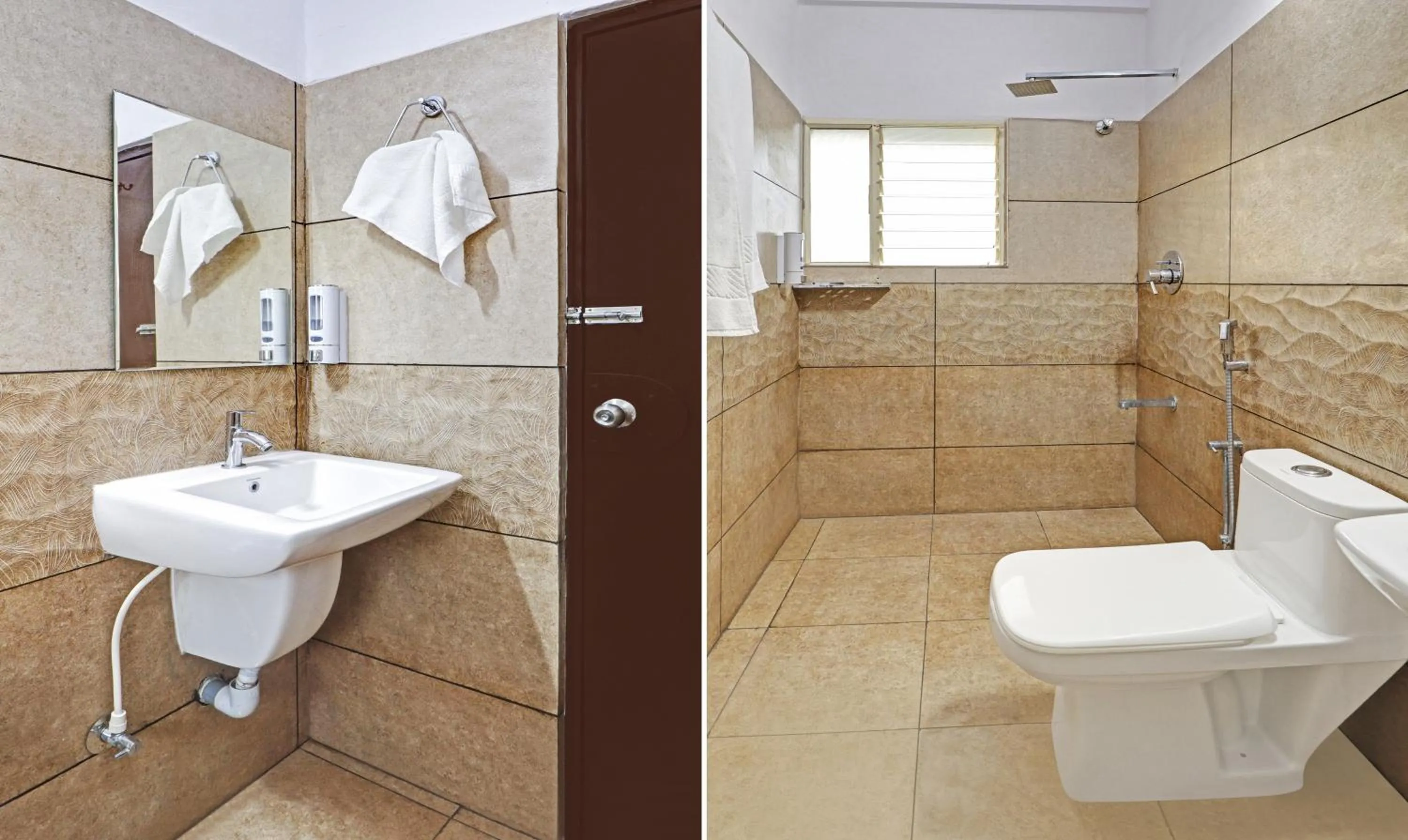 Toilet in Treebo Zion