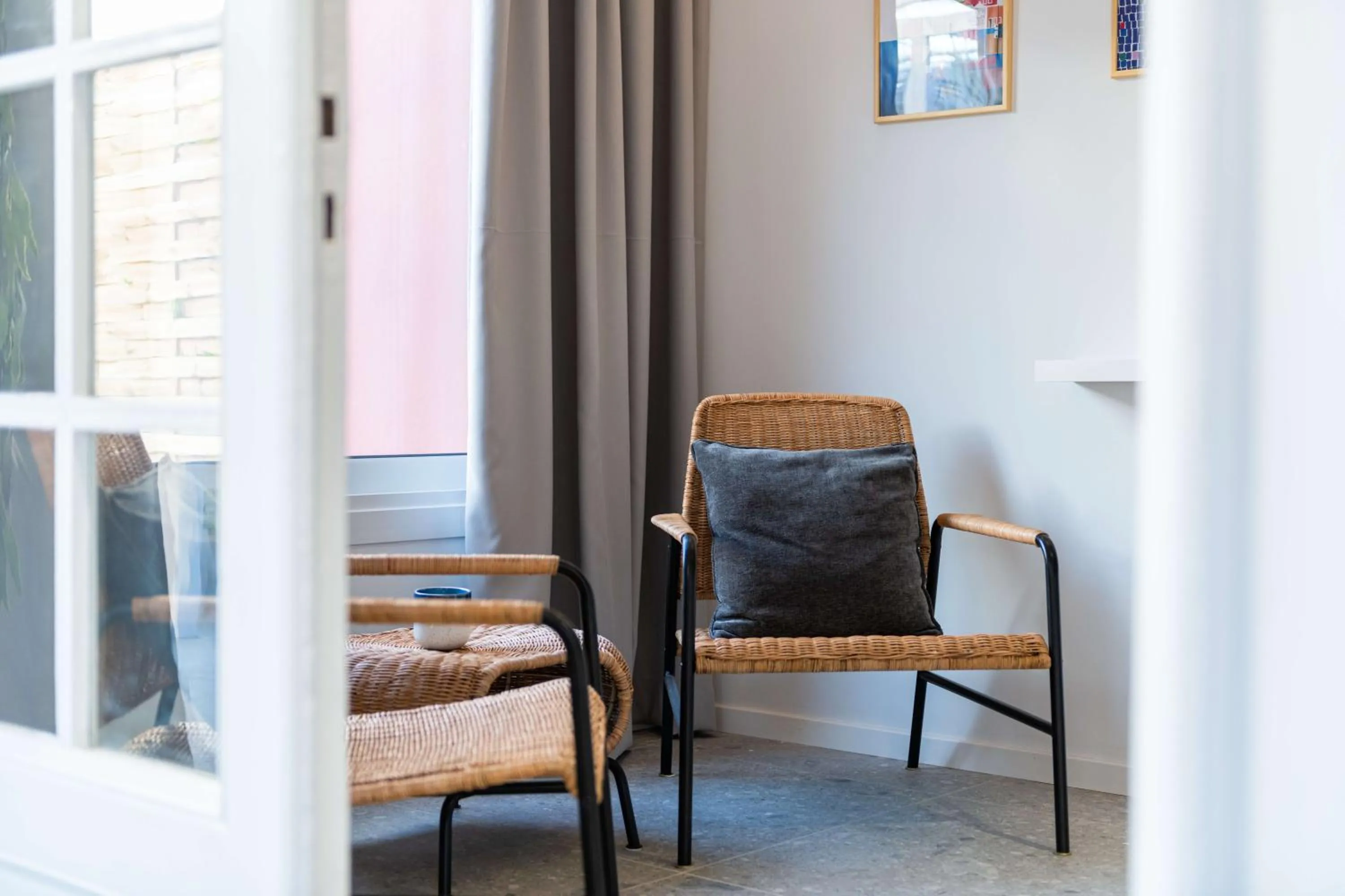 Seating area in Modita Boutique Apartments