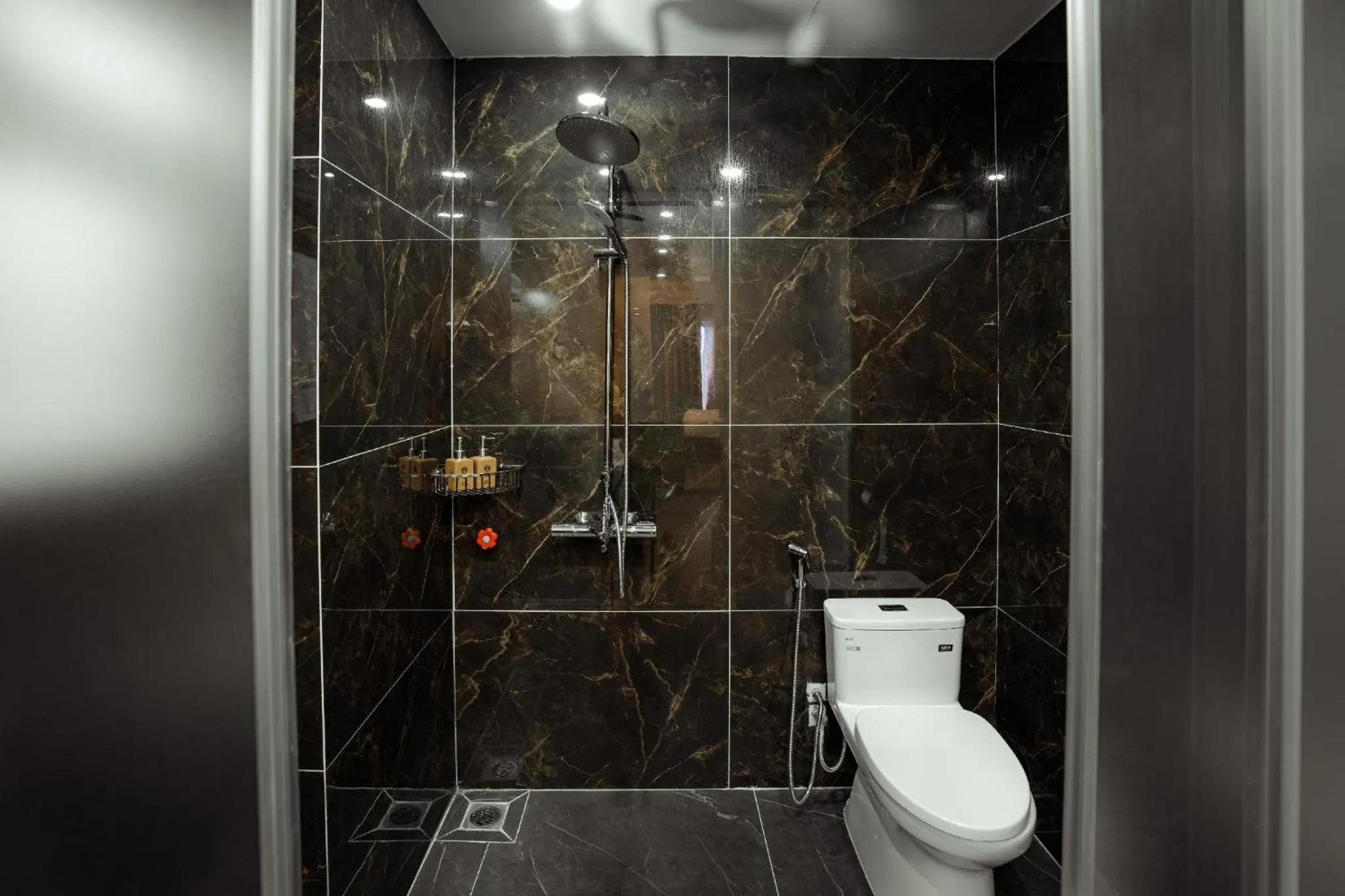 Shower in Dolce Mia Home Ninh Bình