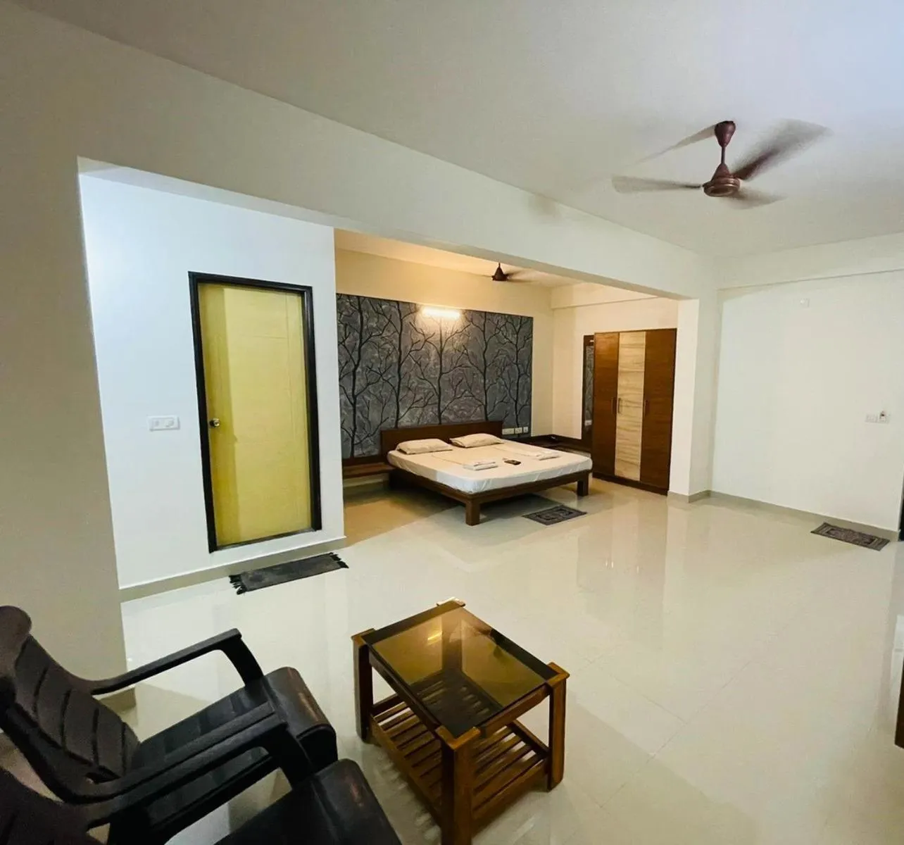 Bedroom in Hotel Radha