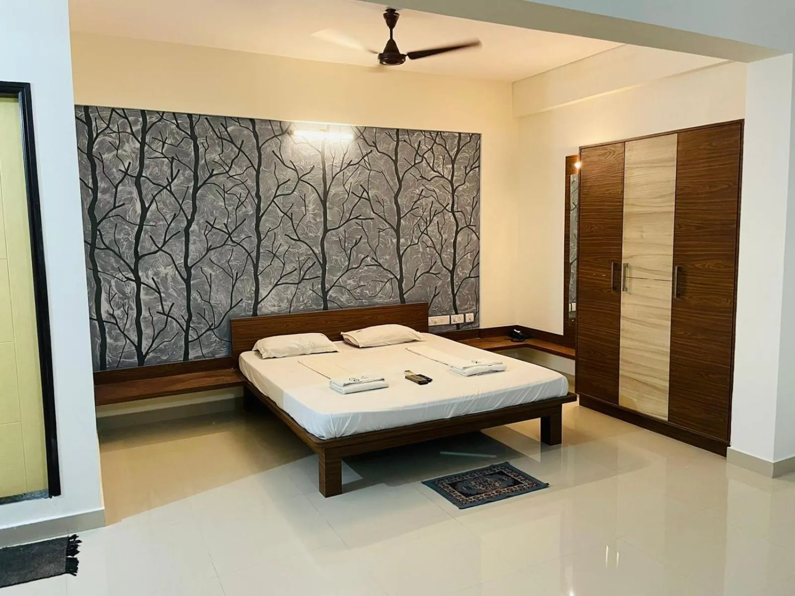 Bedroom in Hotel Radha