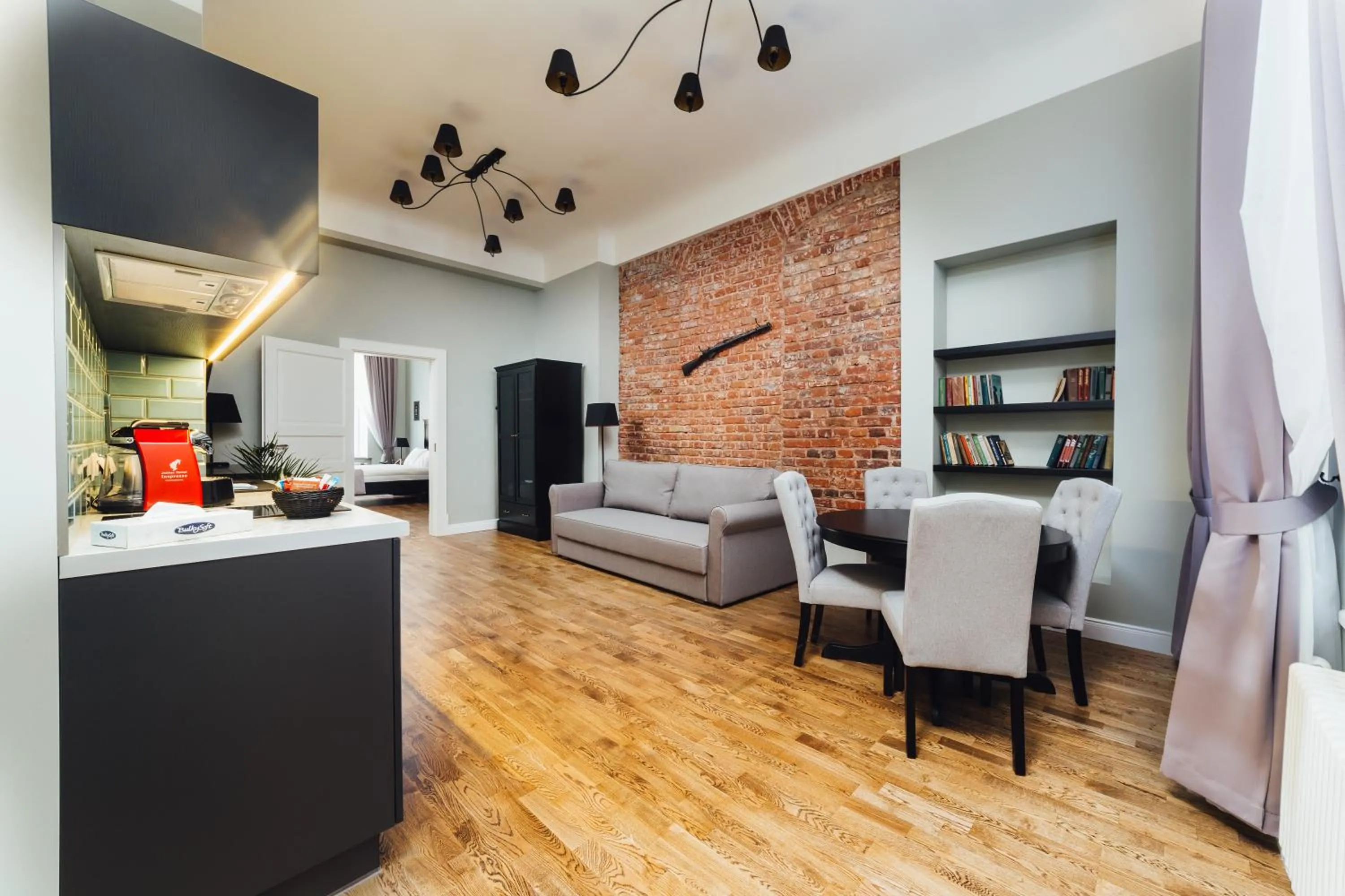 Sherlock Apartments