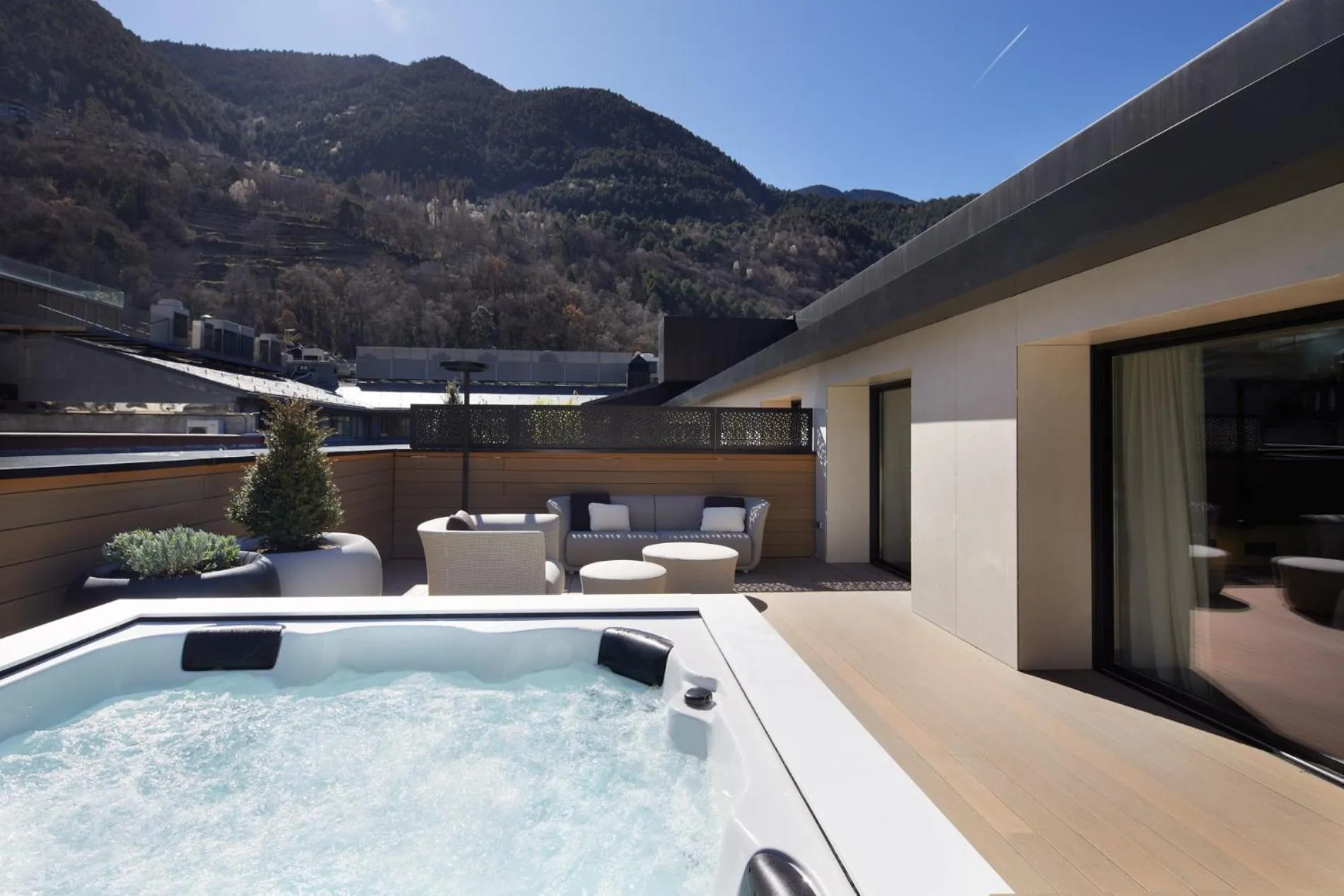 Balcony/Terrace in Hotel MIM Andorra