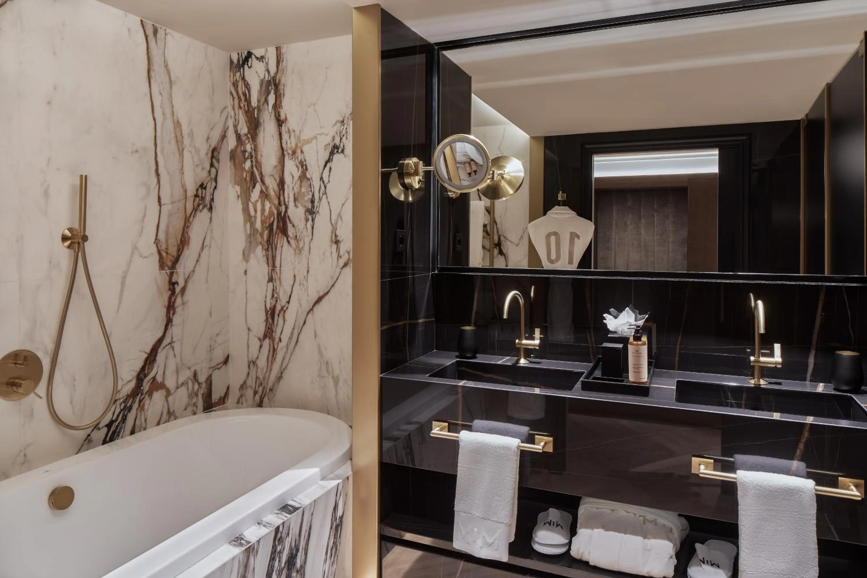 Bathroom in Hotel MIM Andorra