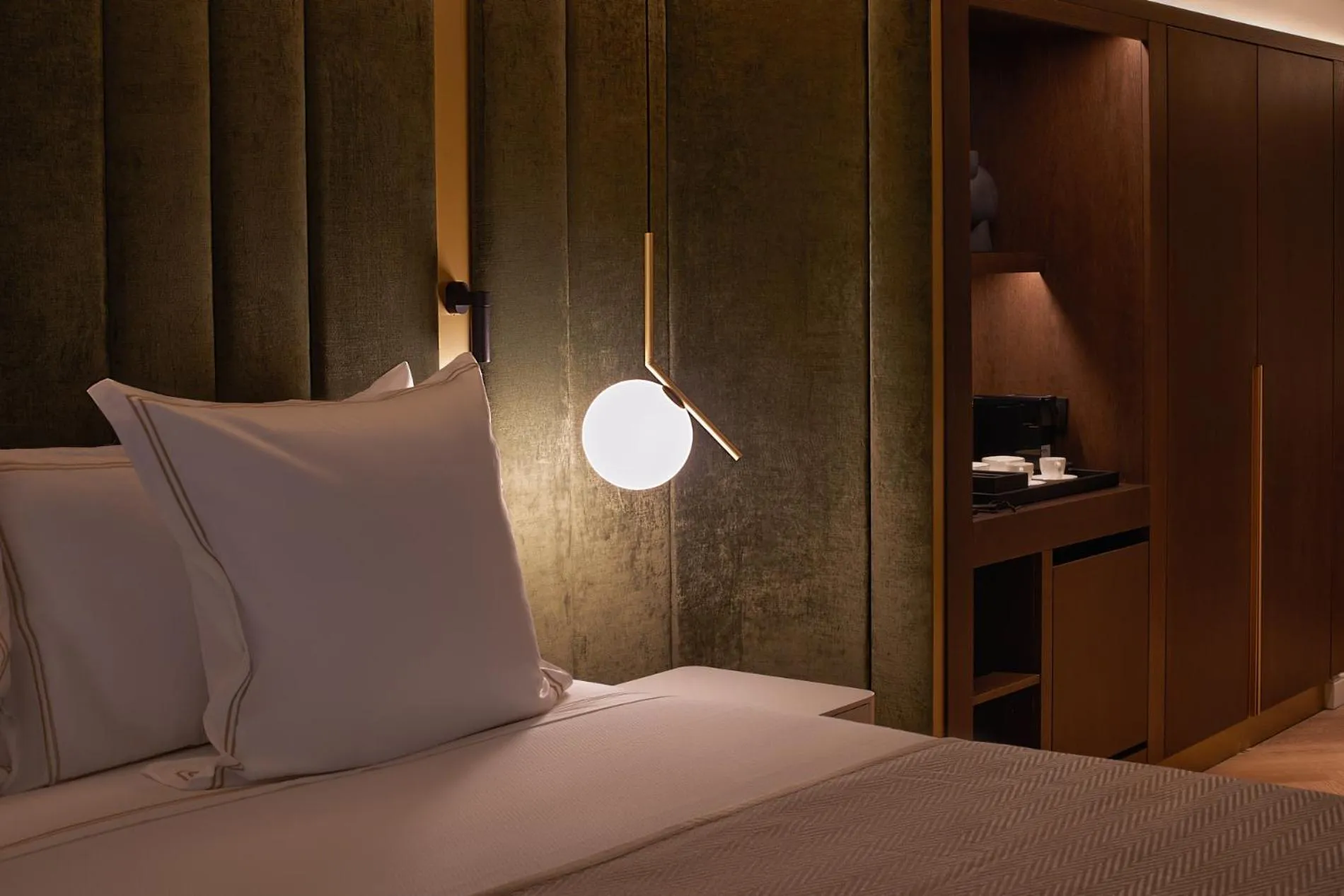 Bedroom, Bed in Hotel MIM Andorra