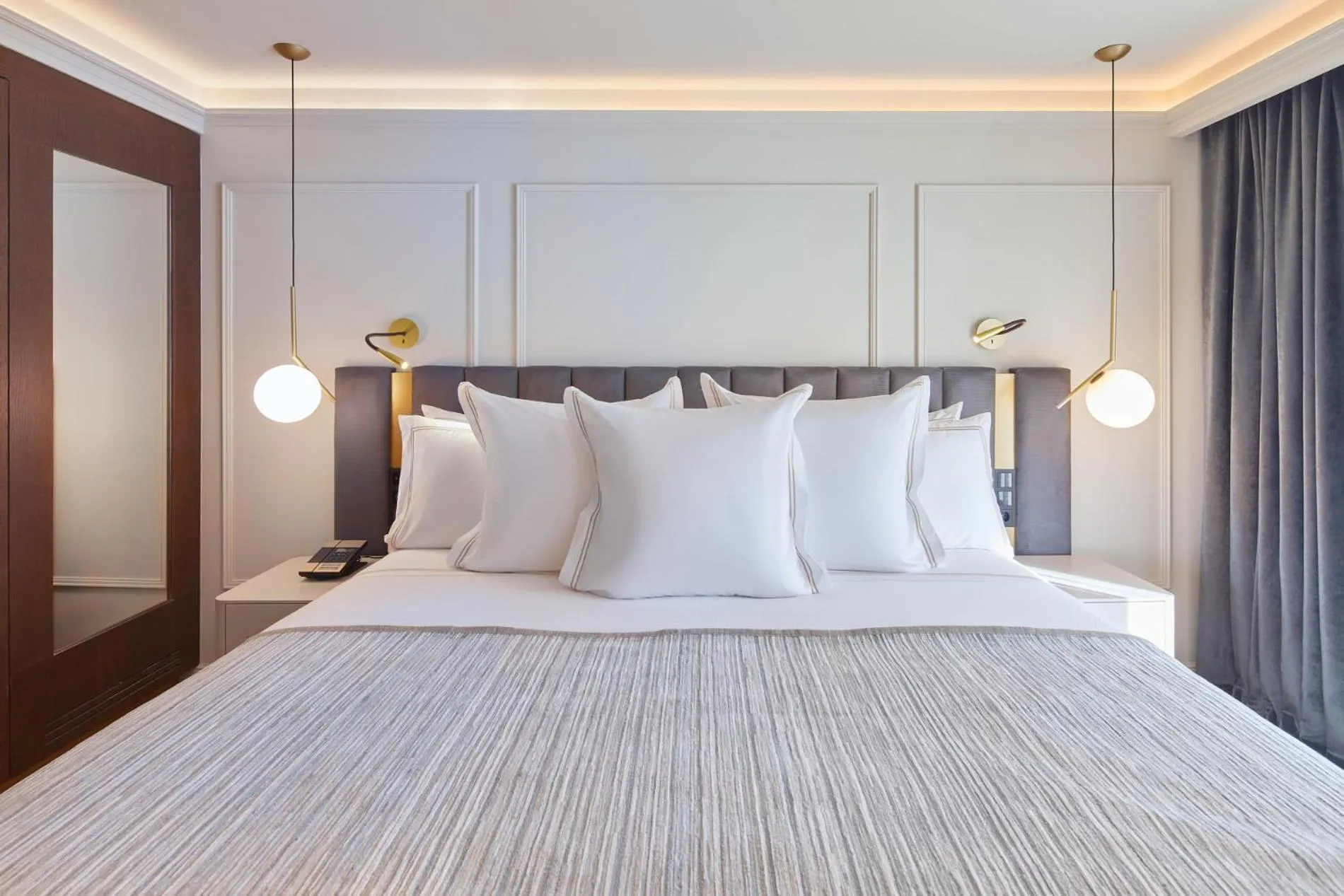 Bedroom, Bed in Hotel MIM Andorra