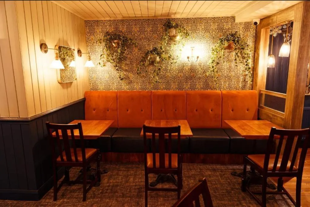 Dining area in Three Horseshoes, Bubbenhall