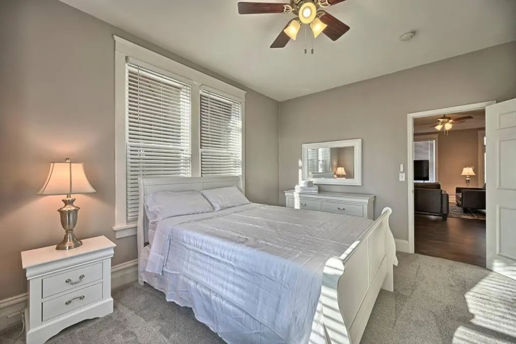 Bed in Suites on Seneca - Lovely 2 Bed 1 Bath Apartment