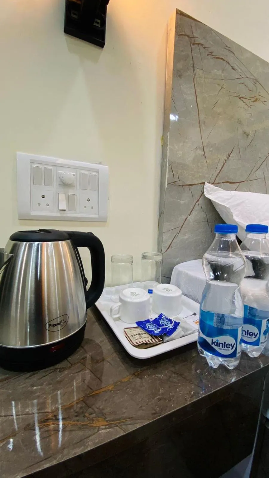 Coffee/tea facilities in Ashoka Lawns and Resort