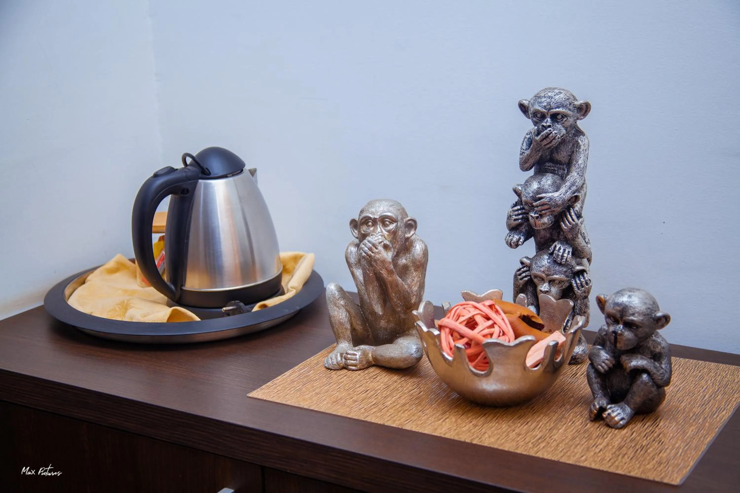 Coffee/tea facilities in New Heaven Hôtel