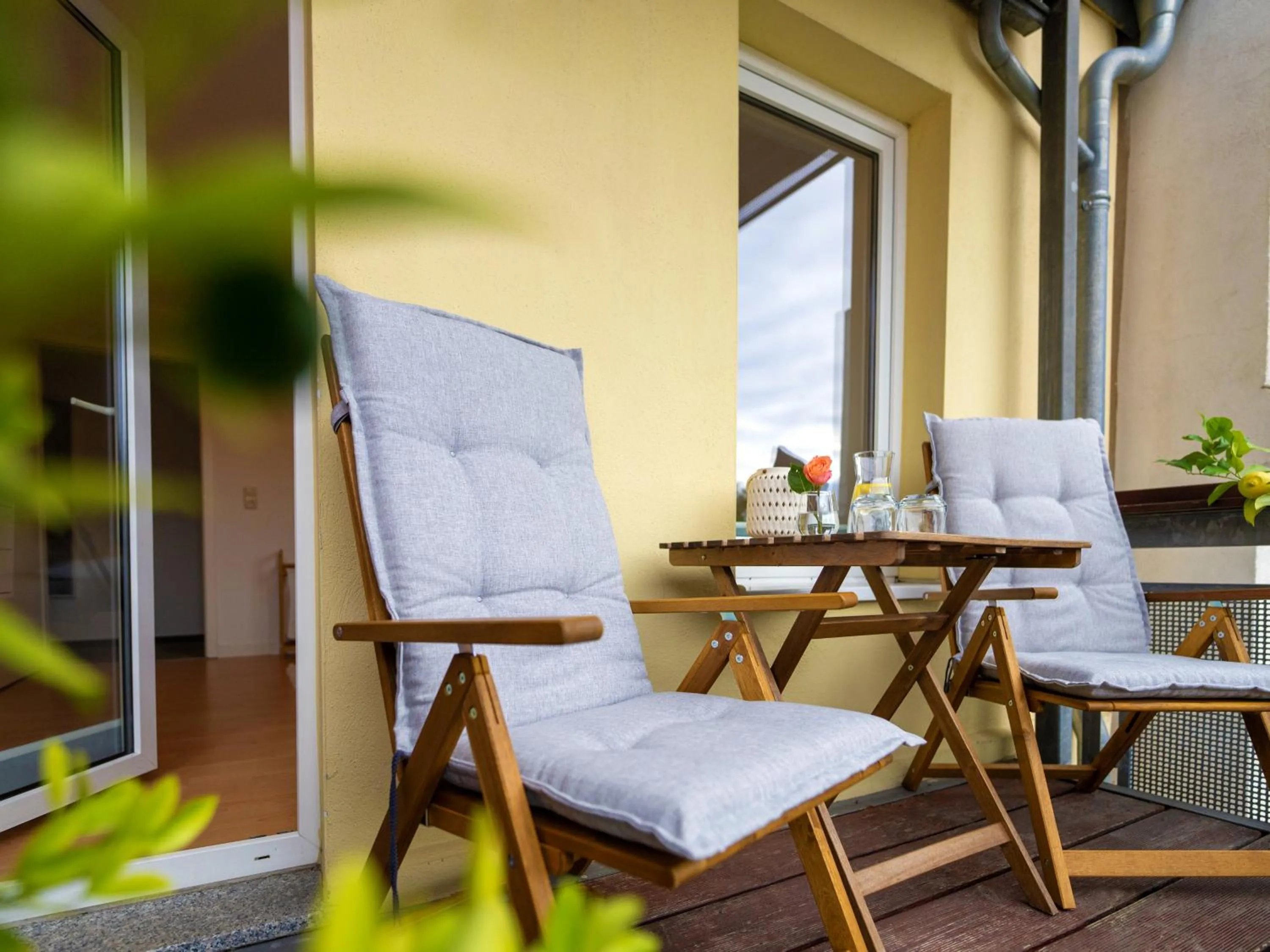Balcony/Terrace in Schlosskönig - Modernes & zentrales Apartment mit Balkon und Arbeitsplatz