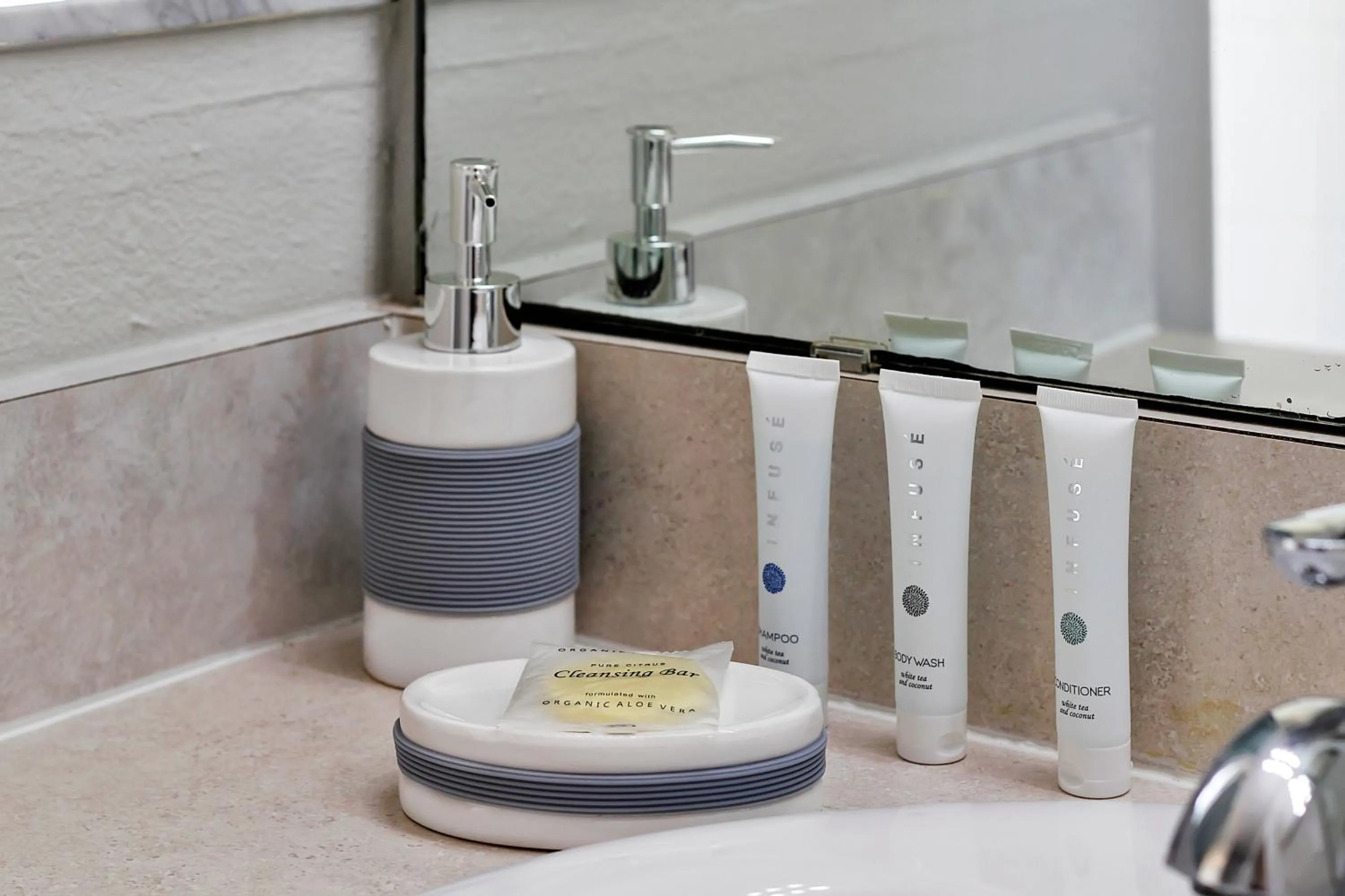 Bathroom in Star Lake Oasis - 4 bed family pool home