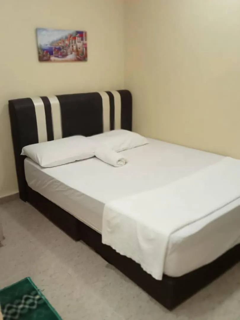 Photo of the whole room, Bed in RAS Hotel