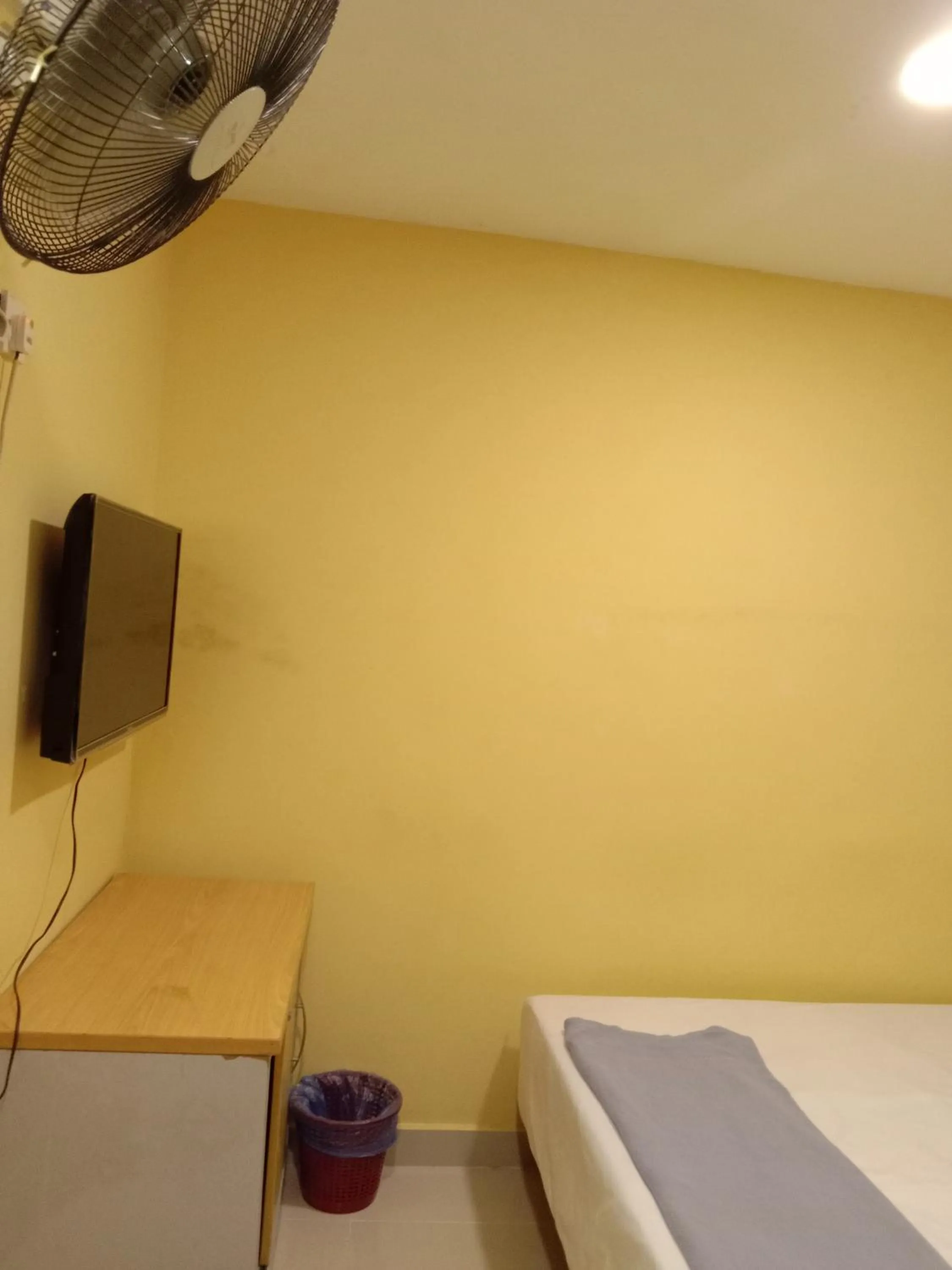 TV and multimedia, Bed in RAS Hotel