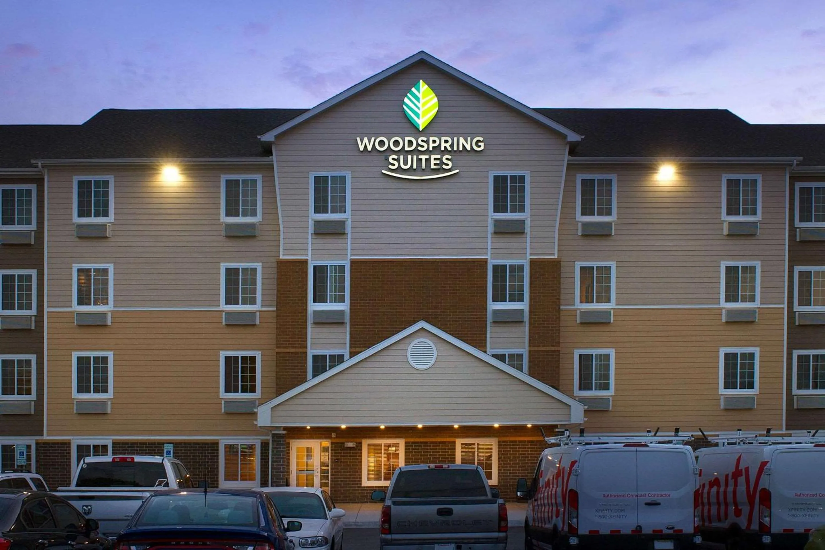 Property building in WoodSpring Suites Chicago Romeoville
