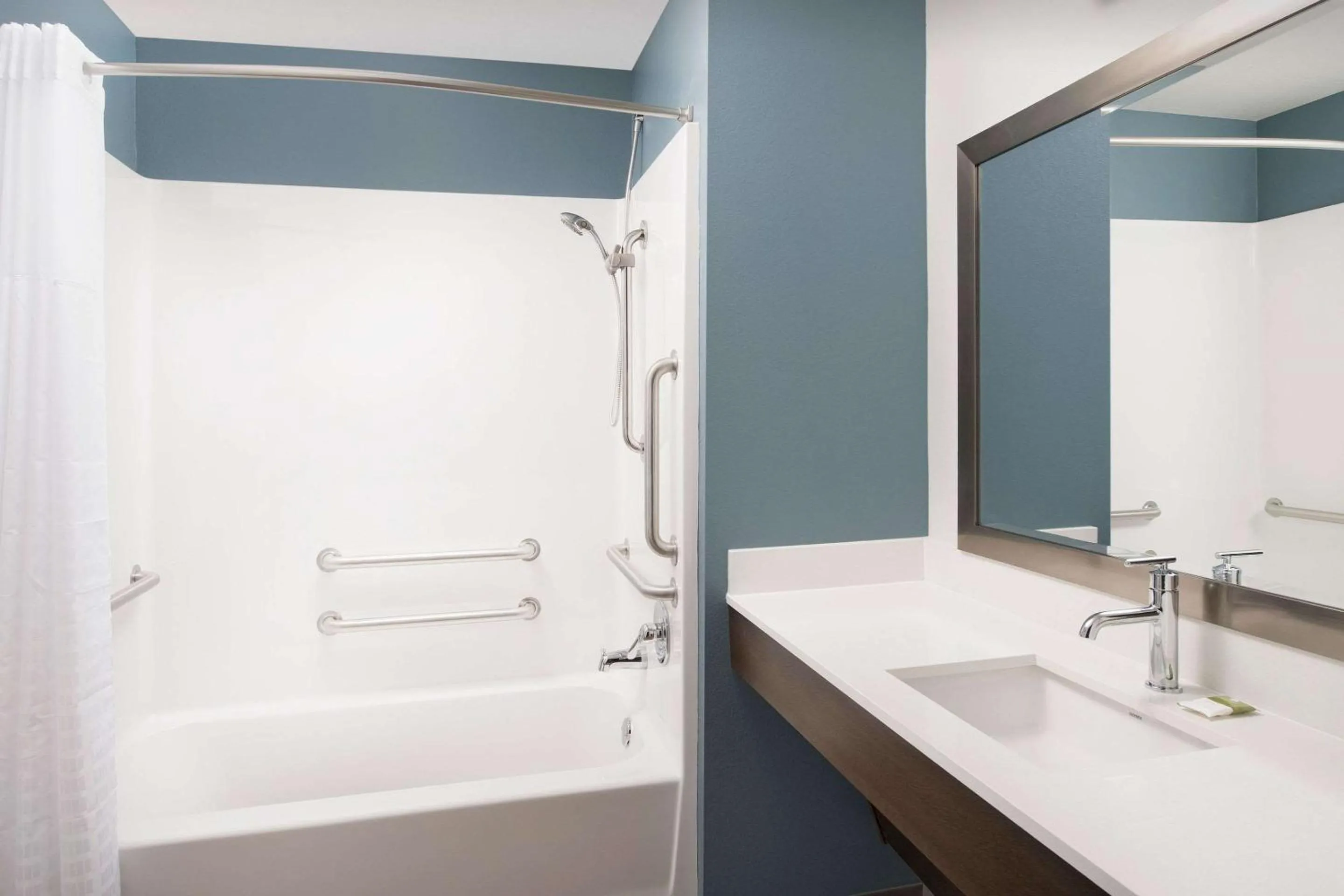 Bathroom in WoodSpring Suites Chicago Tinley Park