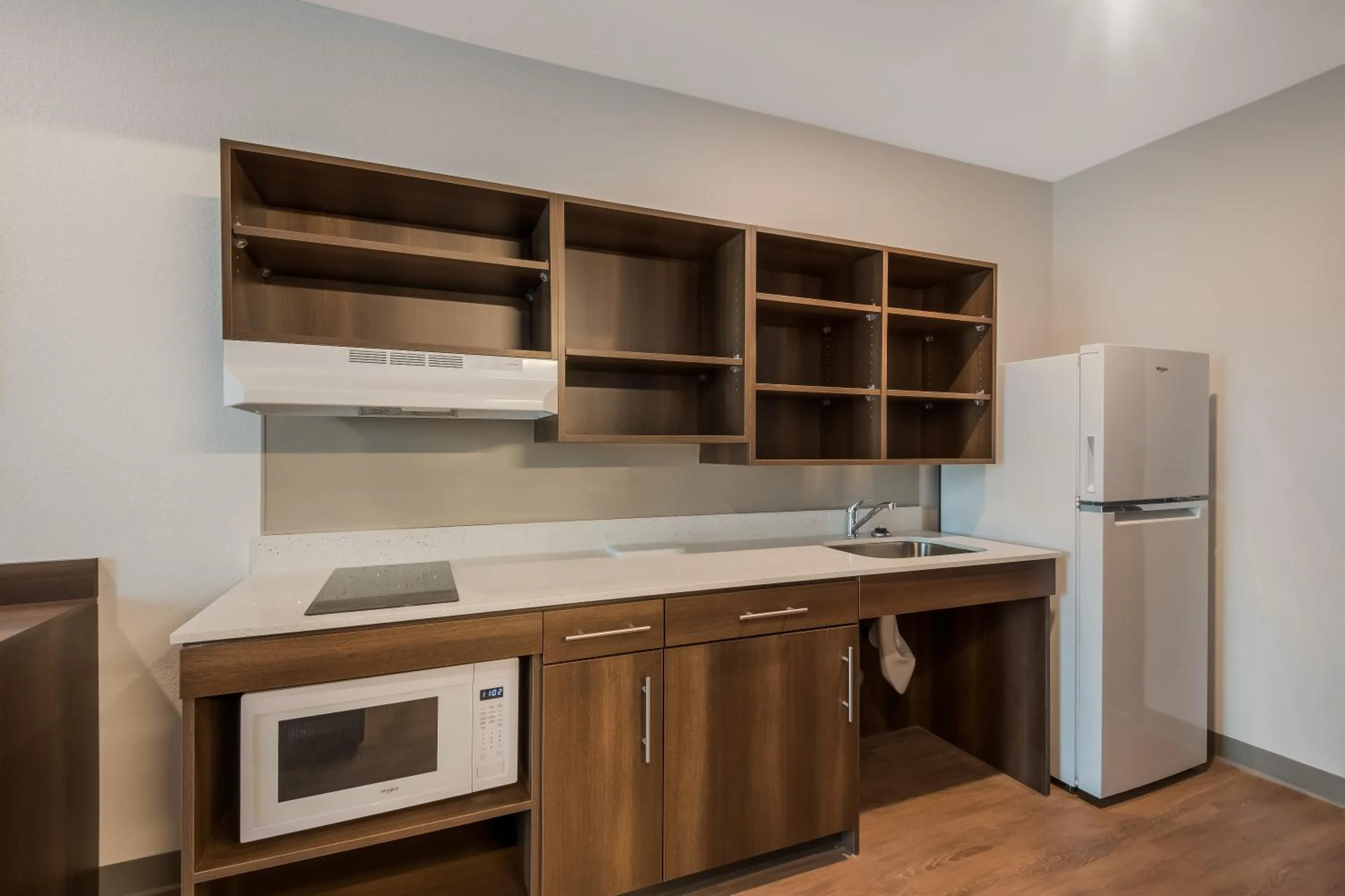 Kitchen or kitchenette in WoodSpring Suites Bellflower - Los Angeles