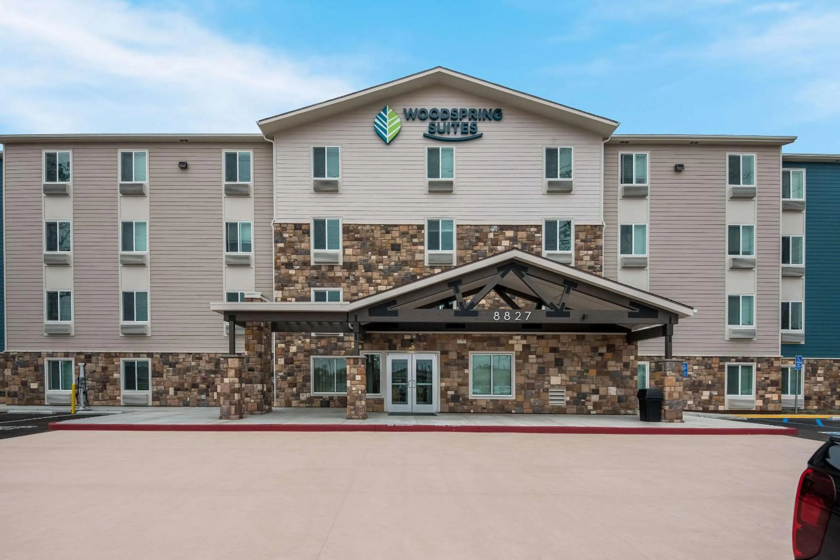 Property building in WoodSpring Suites Bellflower - Los Angeles