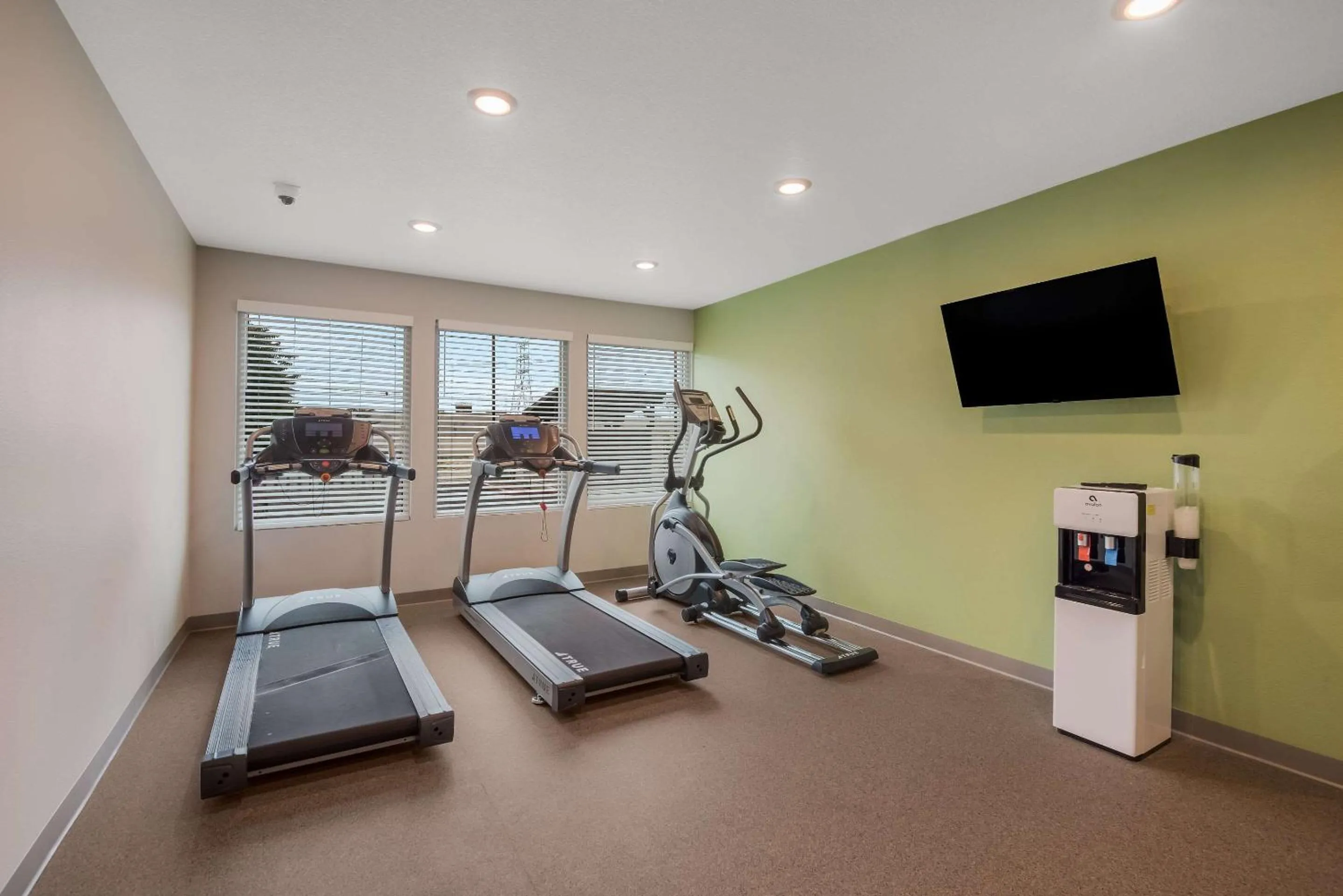 Fitness centre/facilities in WoodSpring Suites Bellflower - Los Angeles