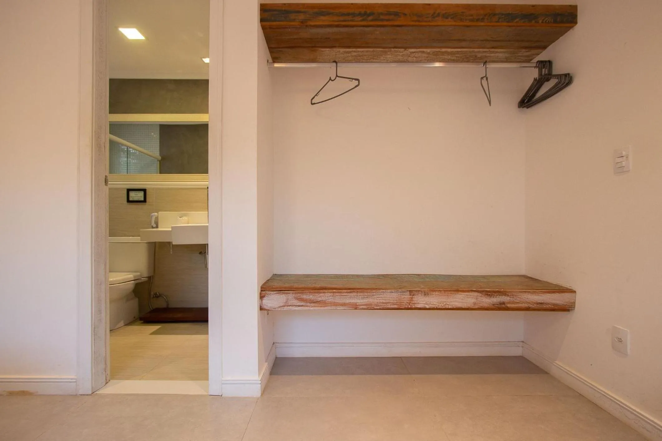 View (from property/room), Bed in Búzios praia de Geribá, piscina e churrasqueira