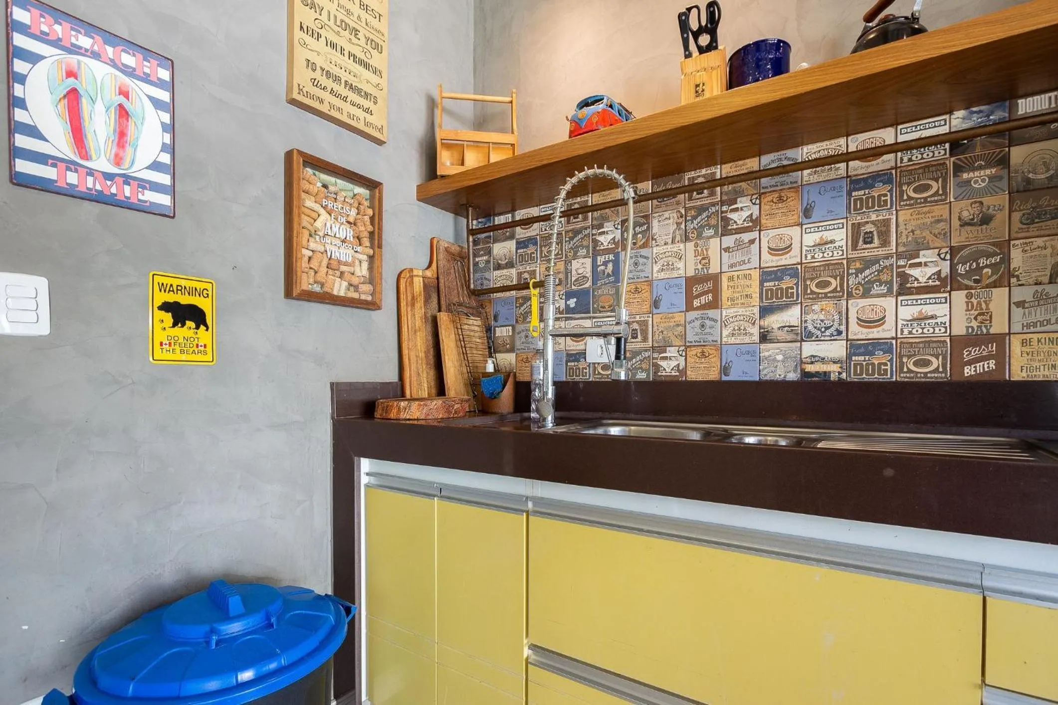 BBQ facilities in Búzios praia de Geribá, piscina e churrasqueira