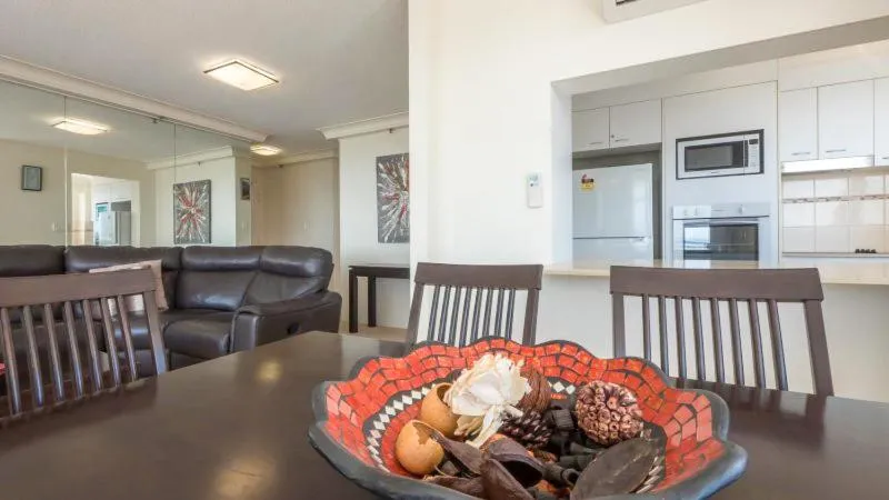 2nd Avenue Apartments - Hosted by Burleigh Letting