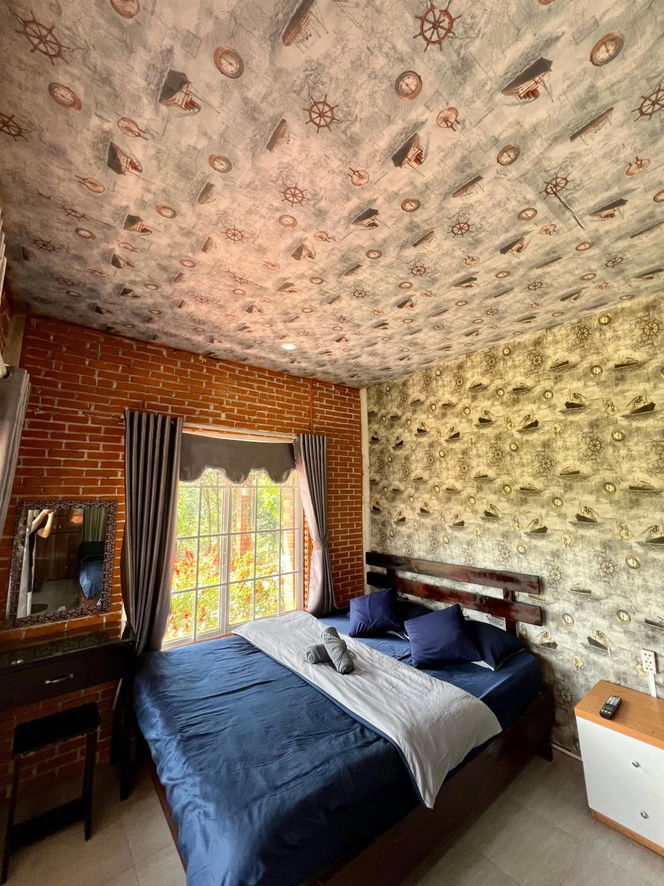 Bed in Hoa Son Village Da Lat