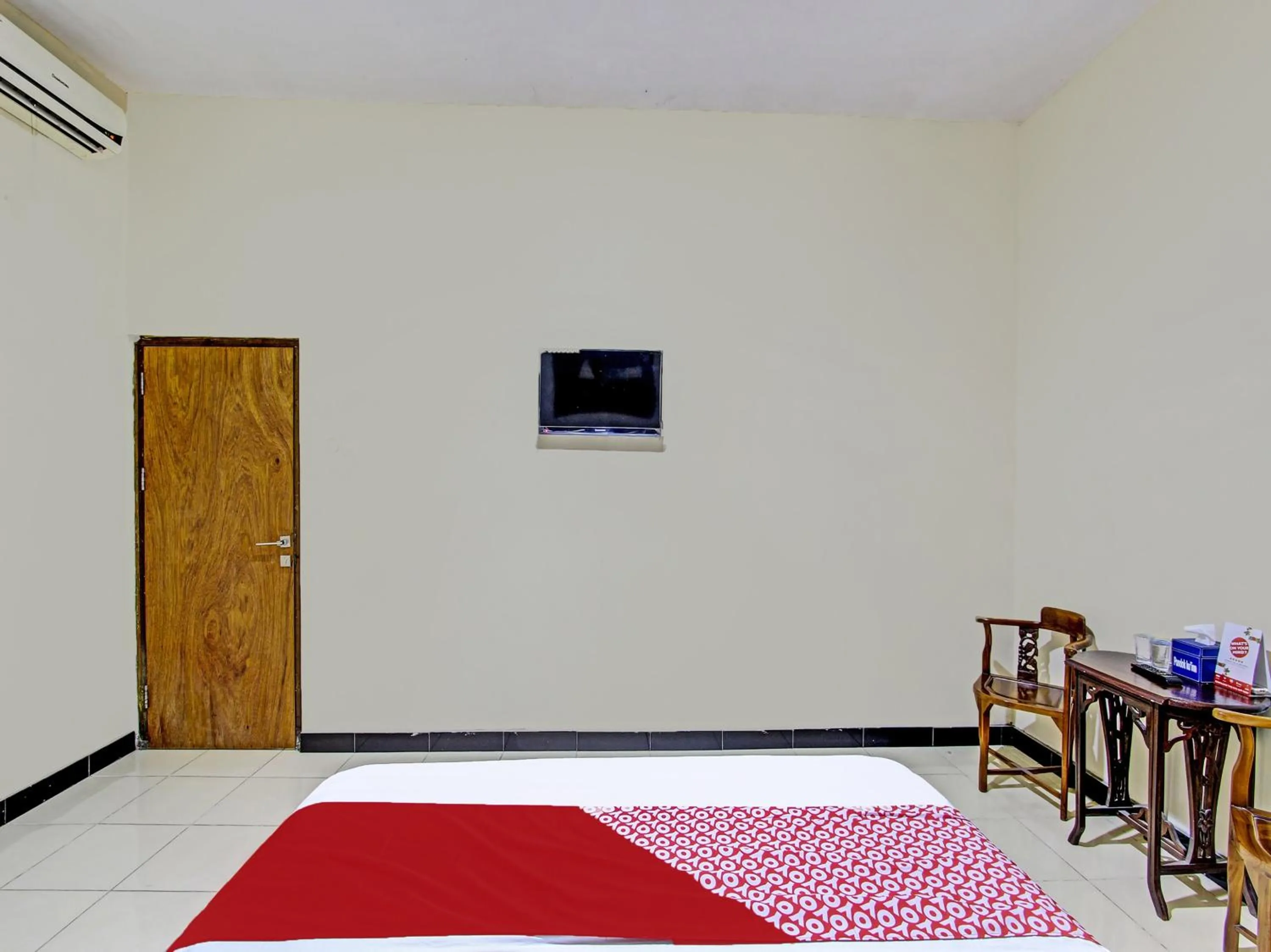 Bedroom in OYO 91920 Pondok'ku Inn