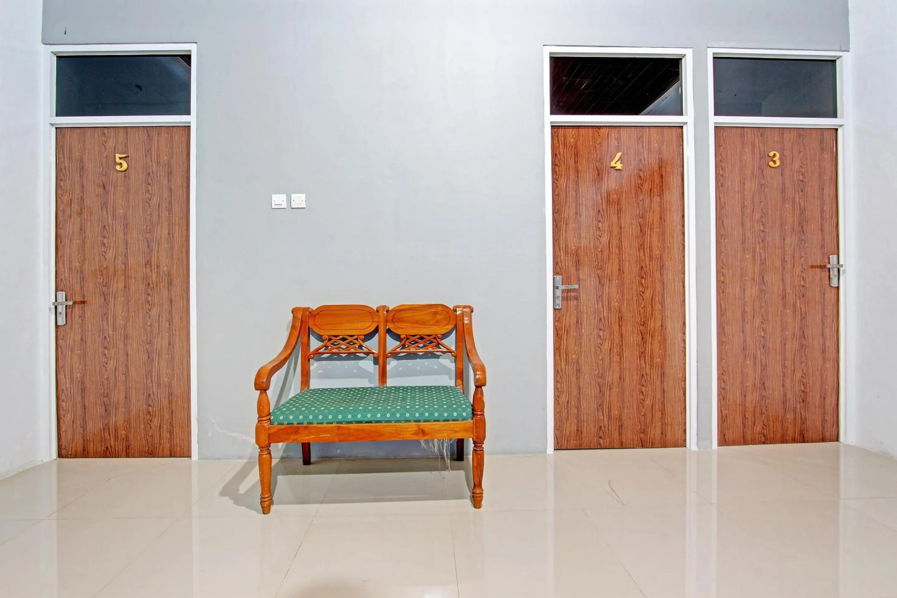 Lobby or reception in OYO 91960 Fariza House Syariah