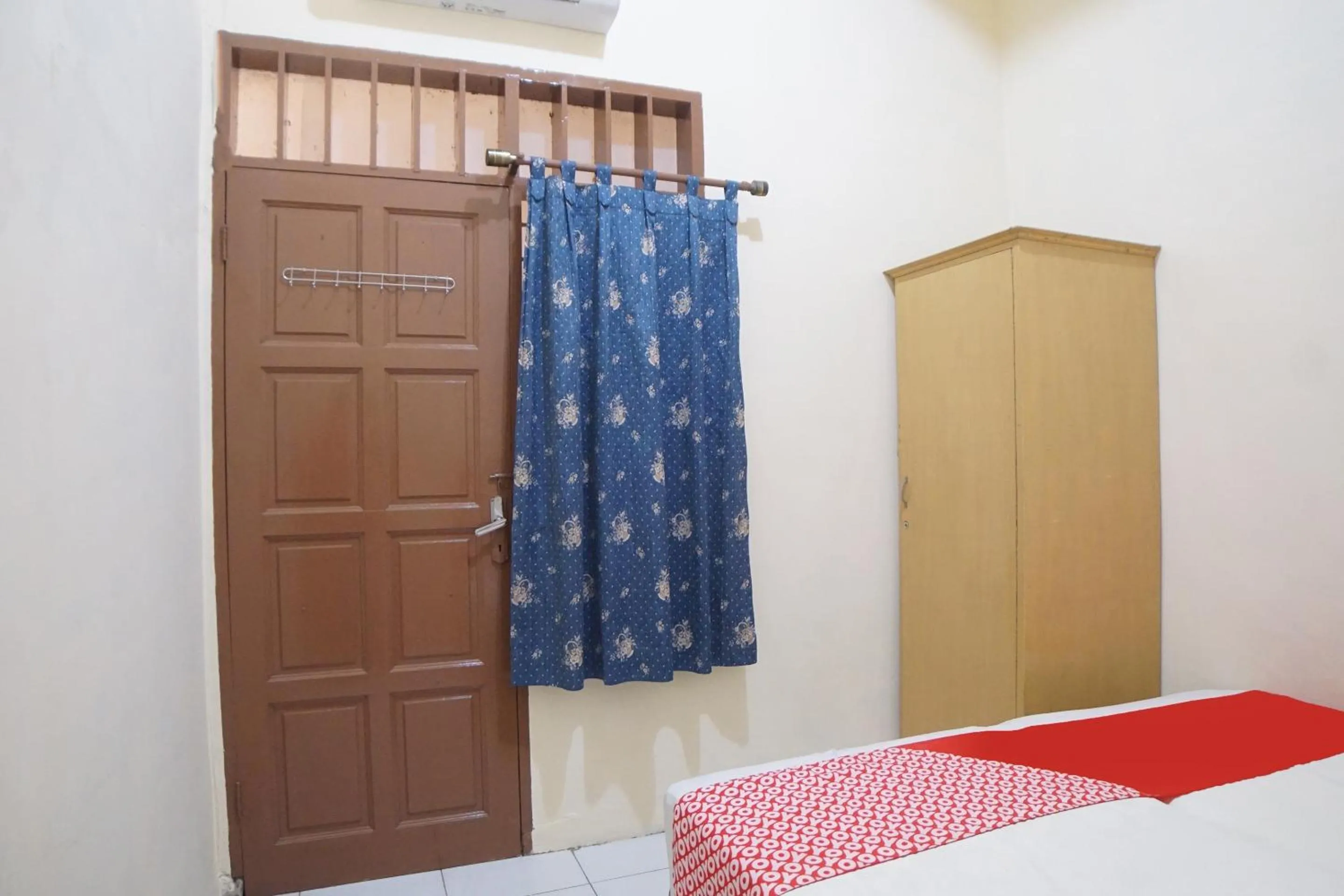 Bedroom, Bed in Hotel O Kost Ketapang Syariah