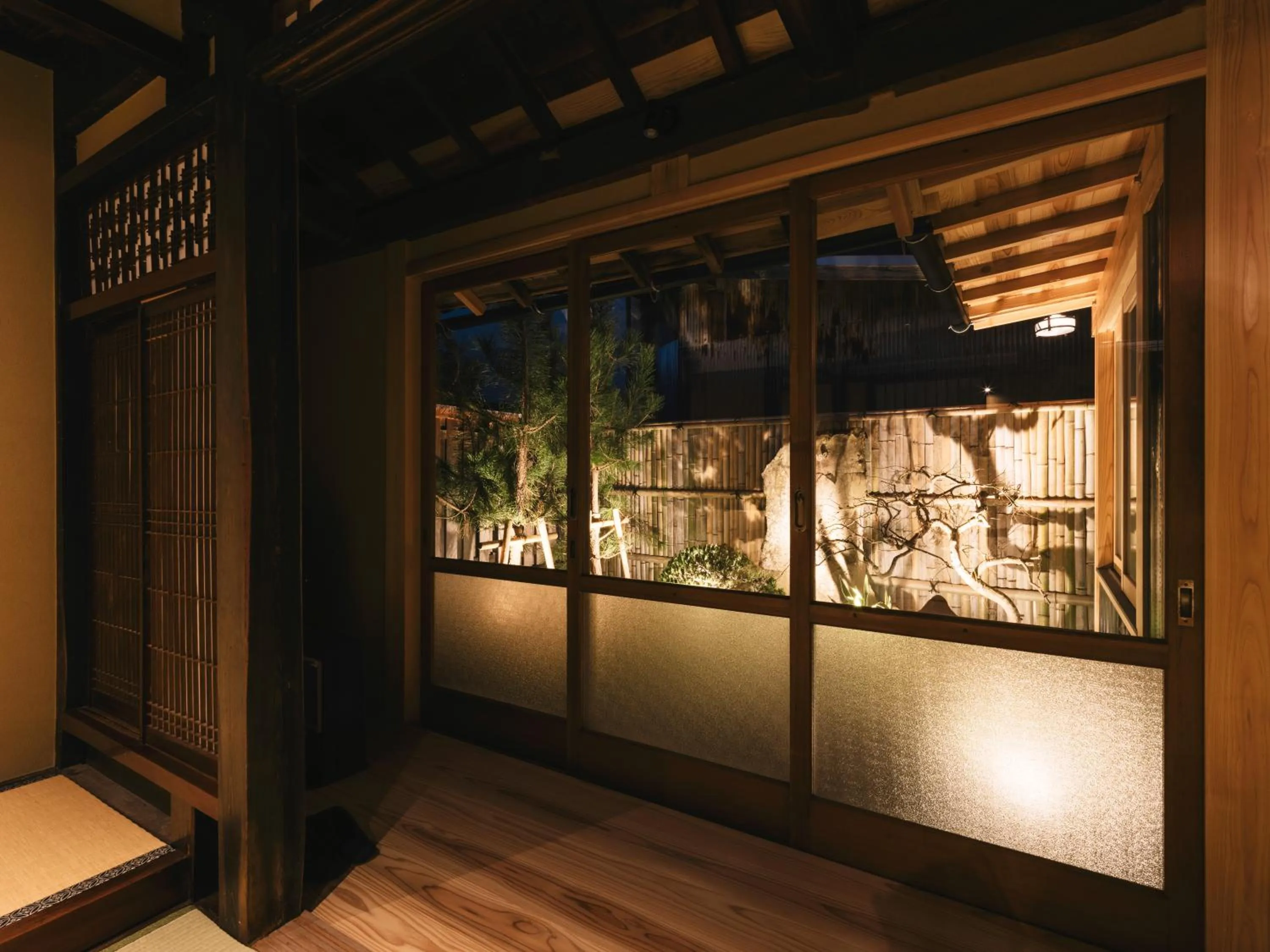 Night in RITA Izumo Hirata