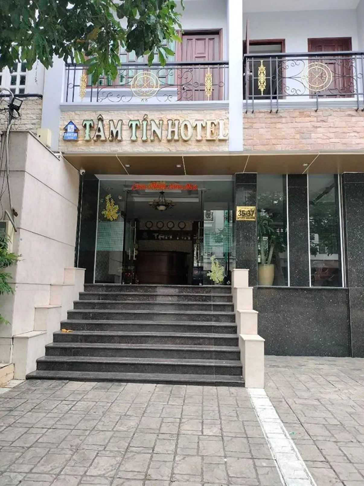 Property building in Tam Tin Hotel