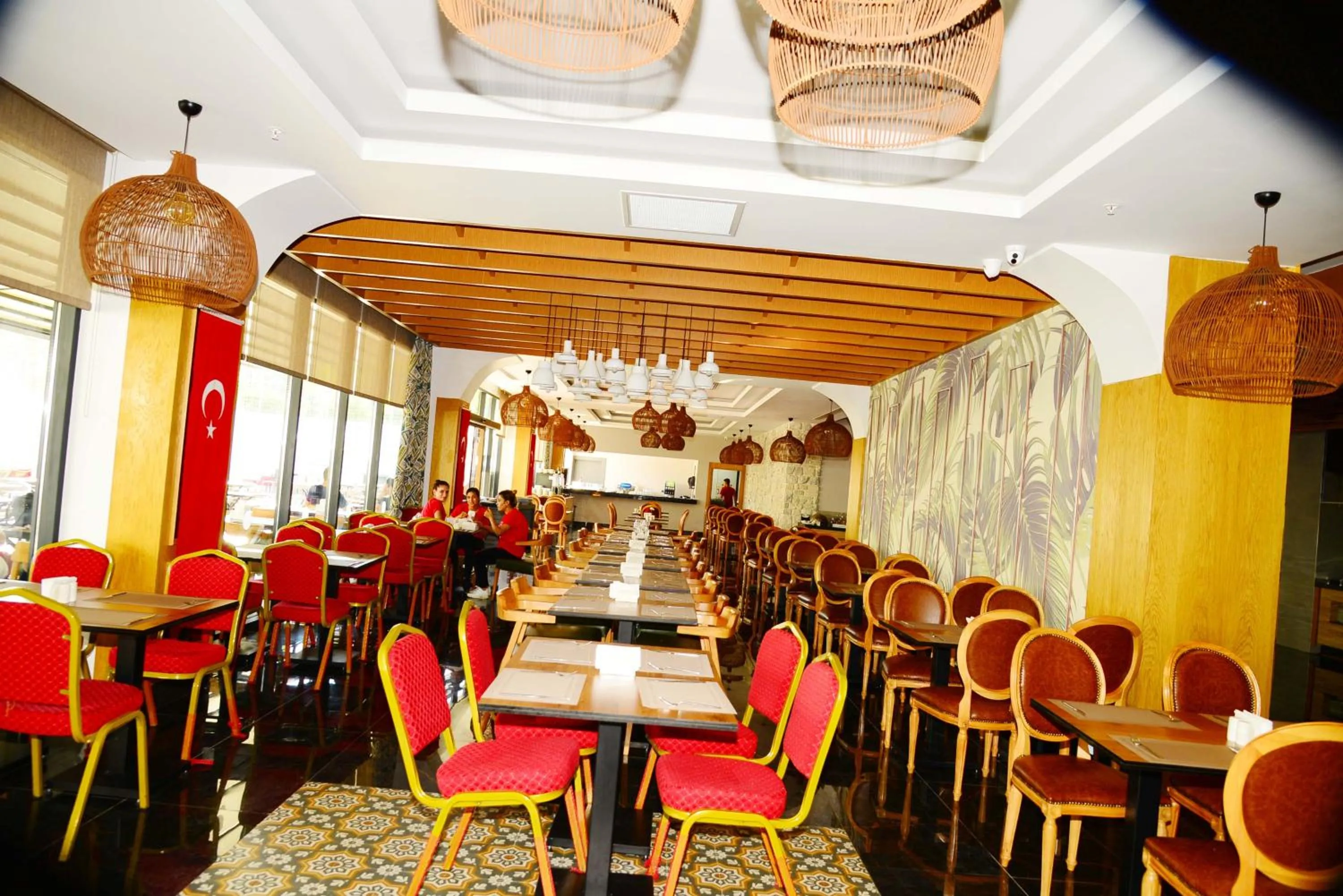 Restaurant/places to eat in Hane Sun Elite Hotel