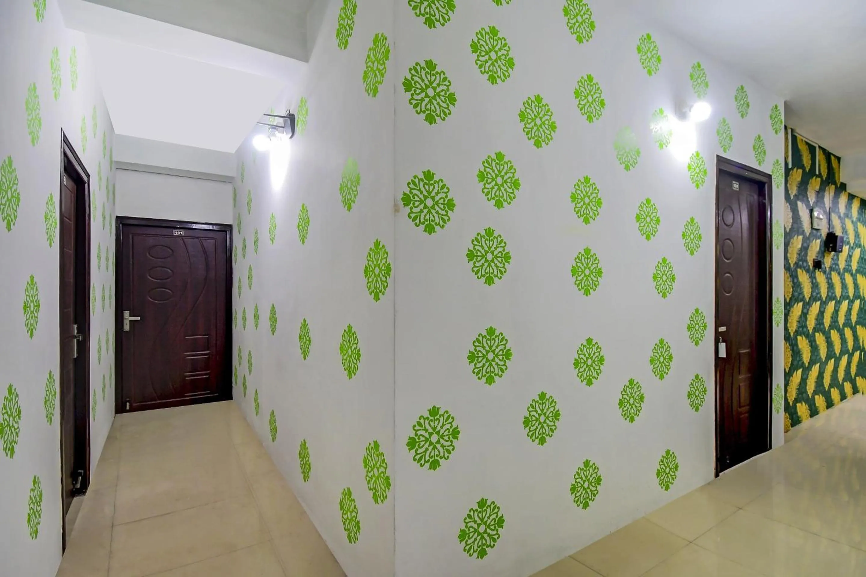 Lobby or reception in Hotel O ALISHA LODGE