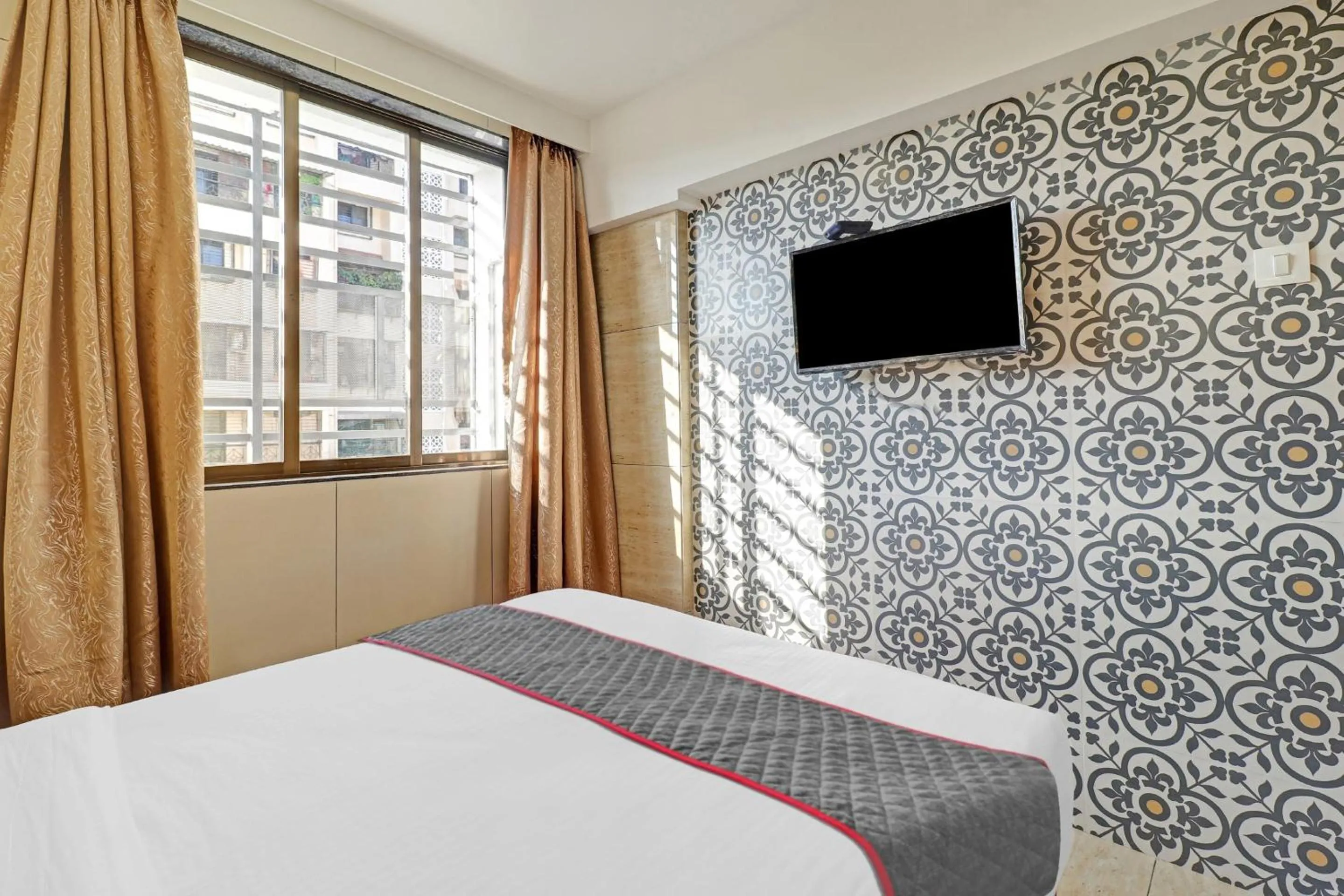 Bedroom, Bed in Townhouse Vandana Residency