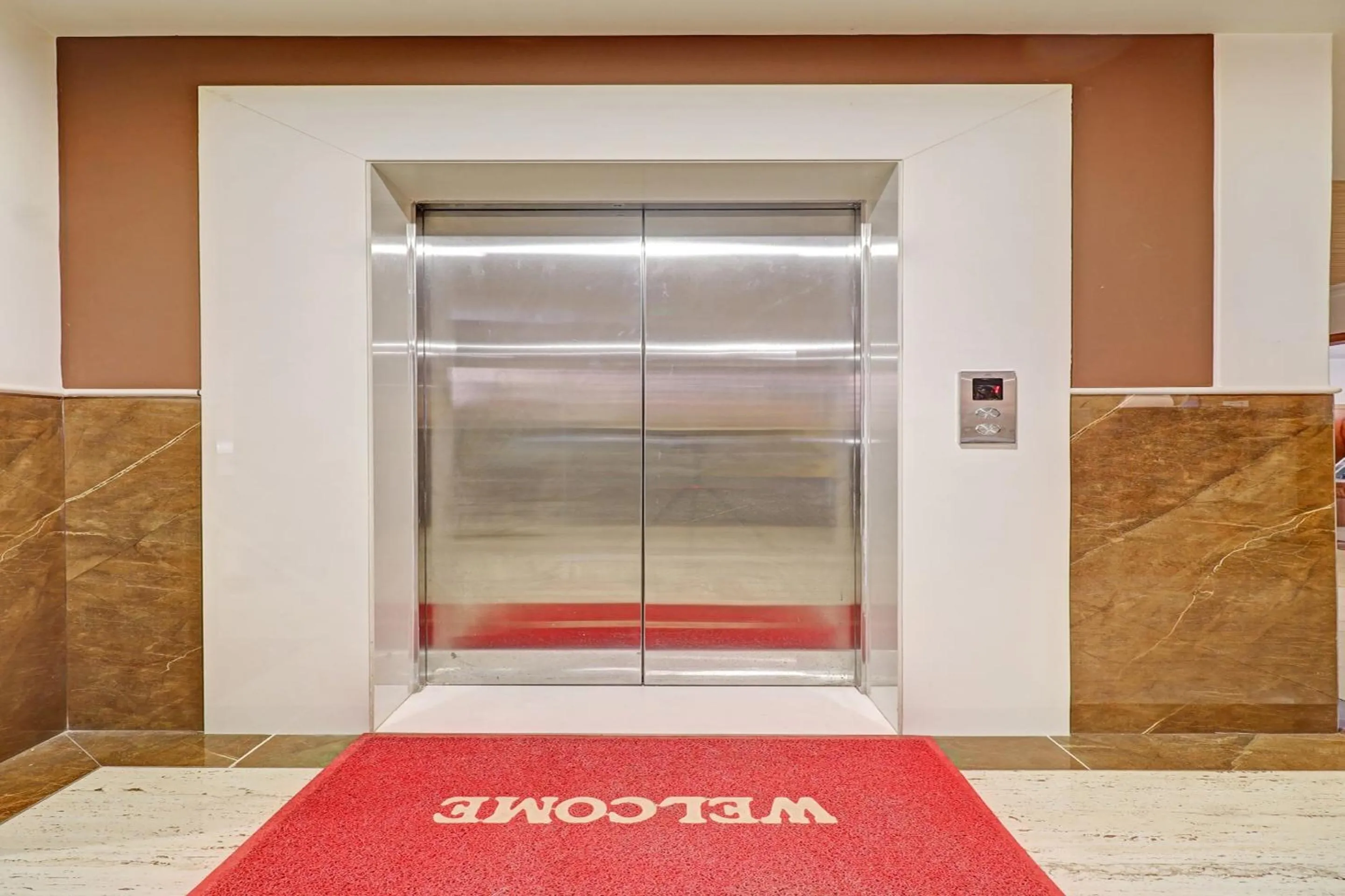 Lobby or reception in Townhouse Vandana Residency