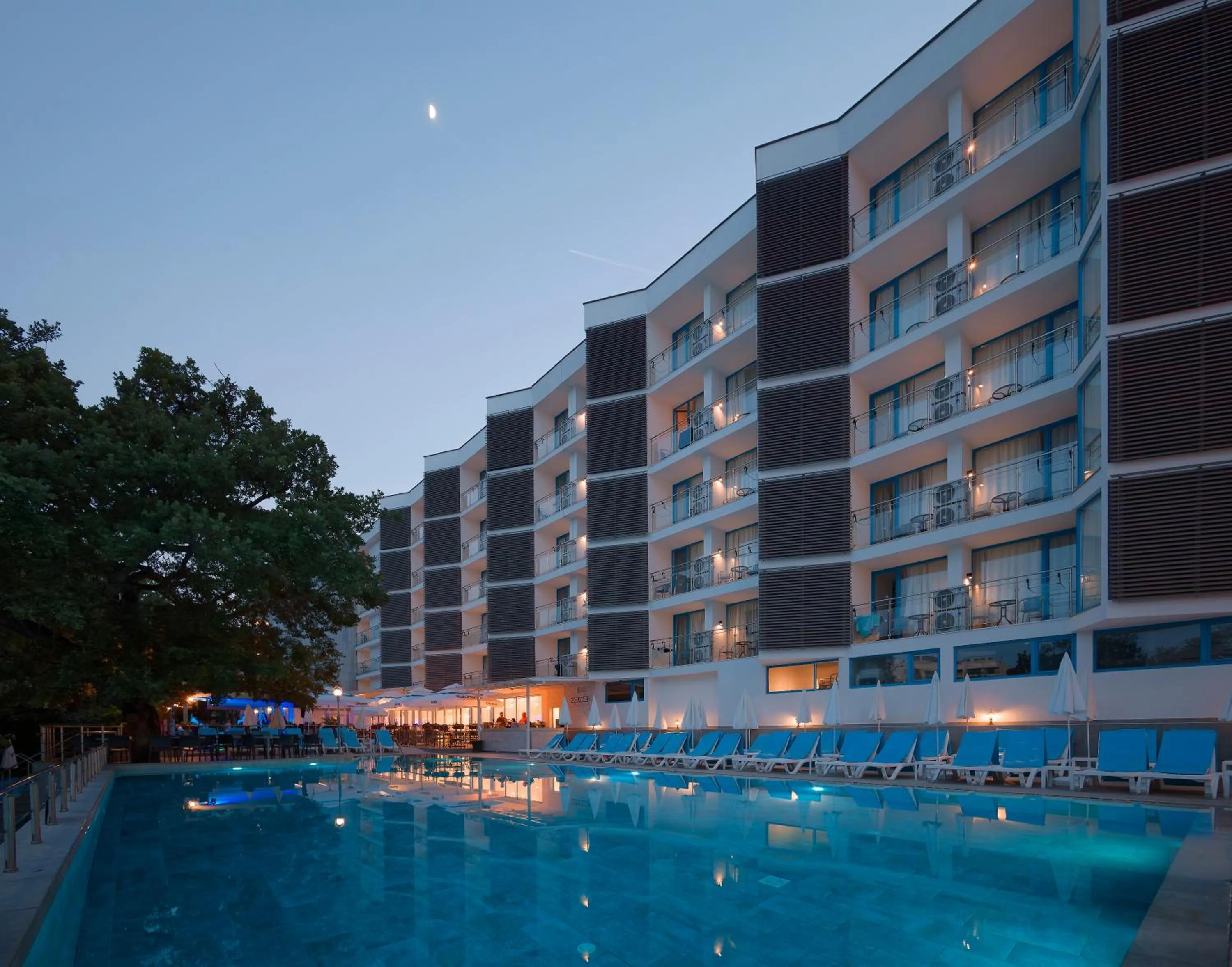Pool view in Hotel Slavey - All Inclusive