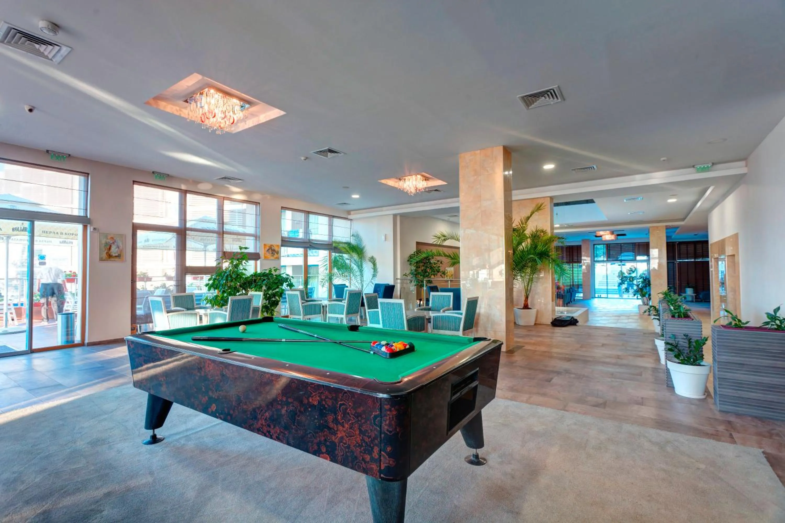Billiard in Hotel Slavey - All Inclusive