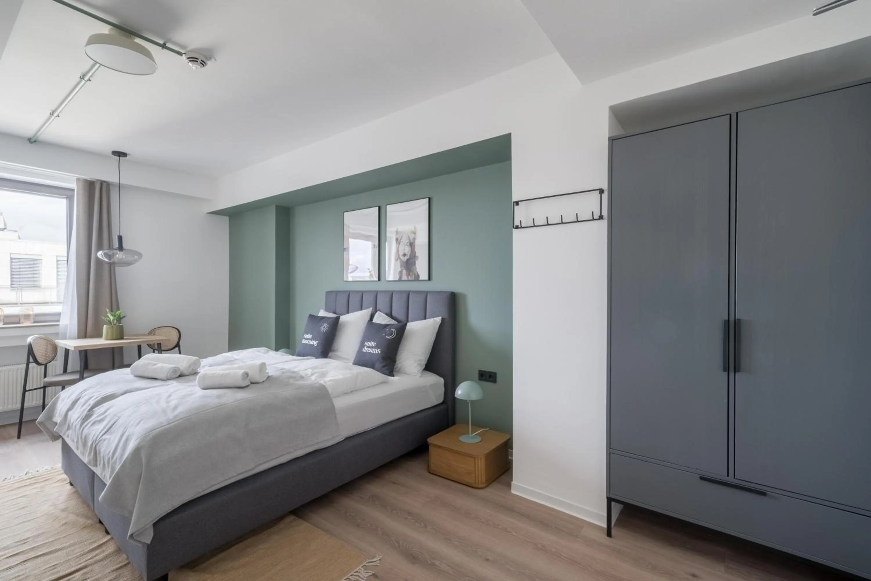 Bed in Limehome Saarbrücken Berliner Promenade