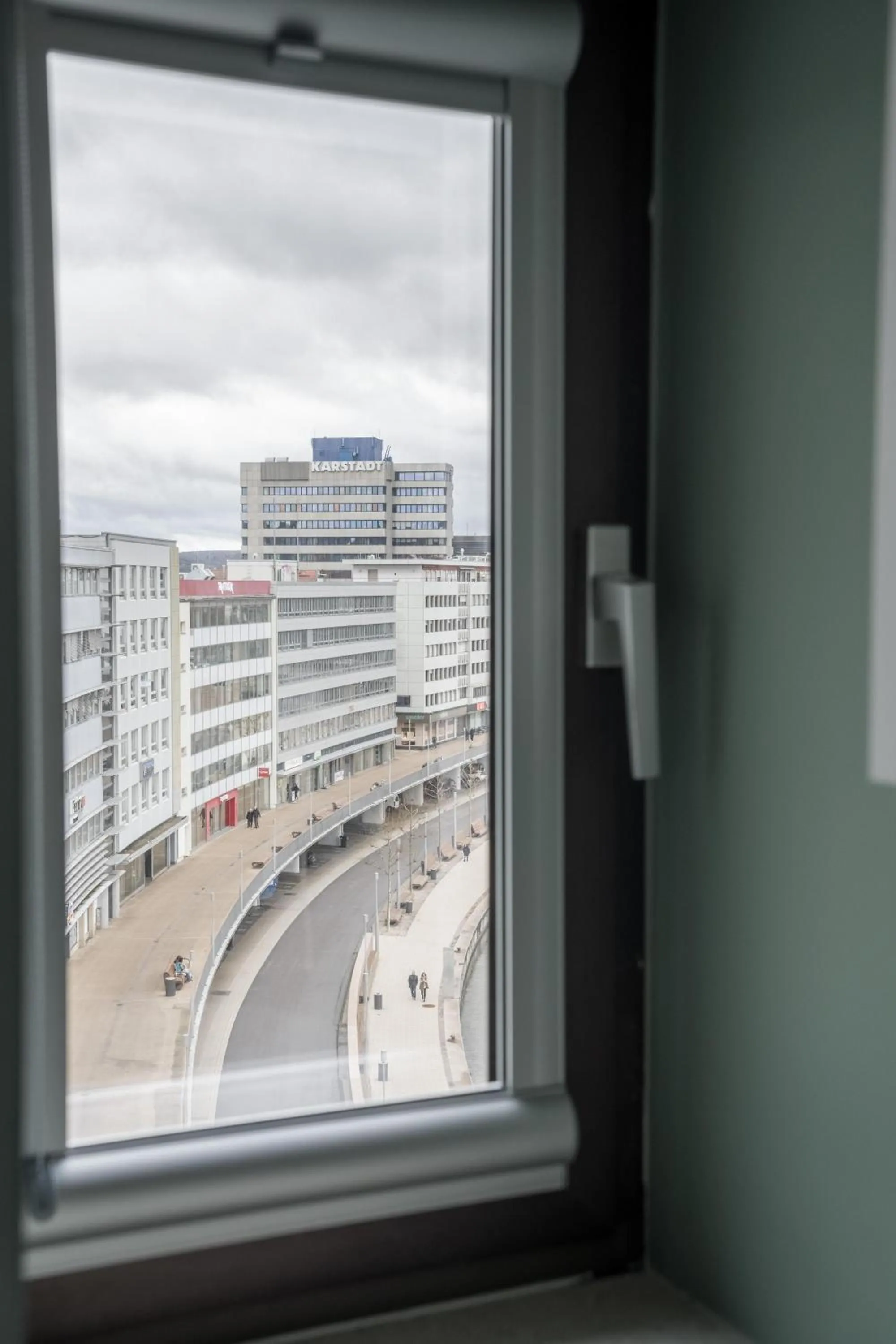 City view in Limehome Saarbrücken Berliner Promenade