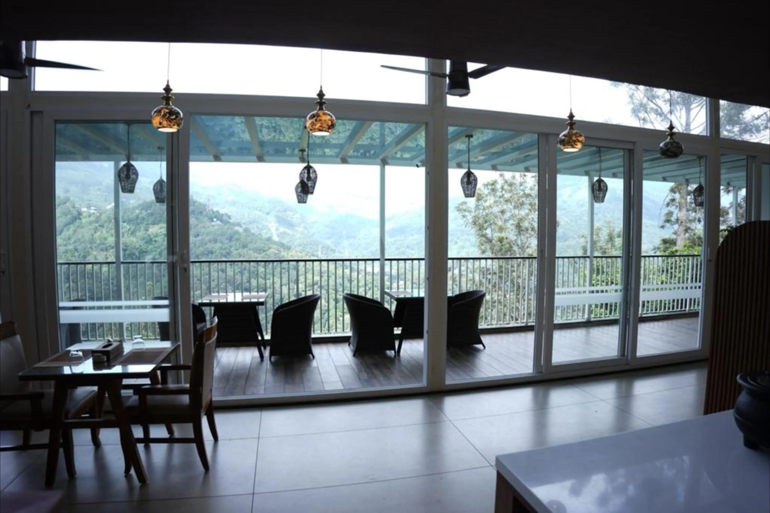 Restaurant/places to eat in British County Resorts