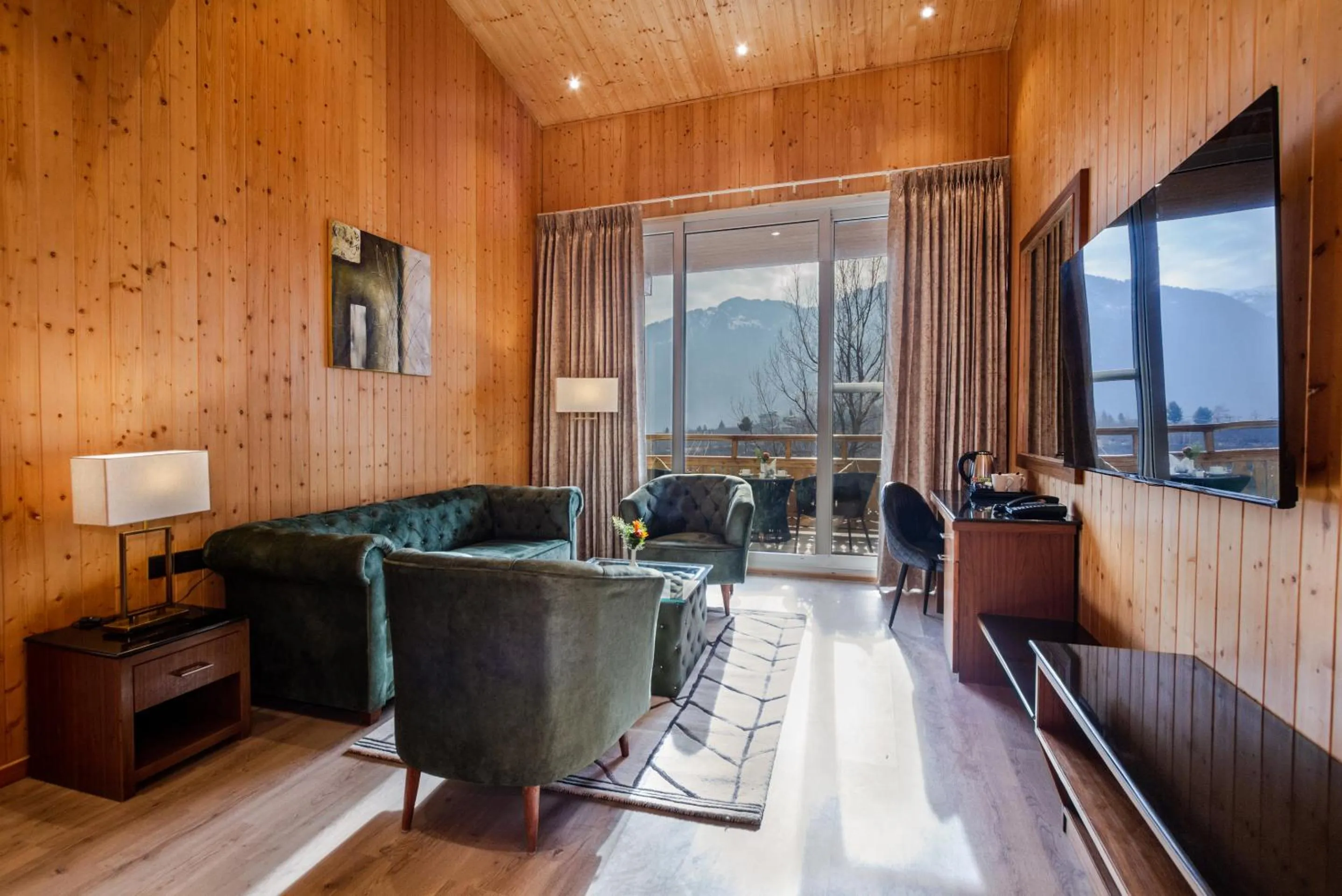 Communal lounge/ TV room in Palchan Hotel & Spa - A member of Radisson Individuals Retreats