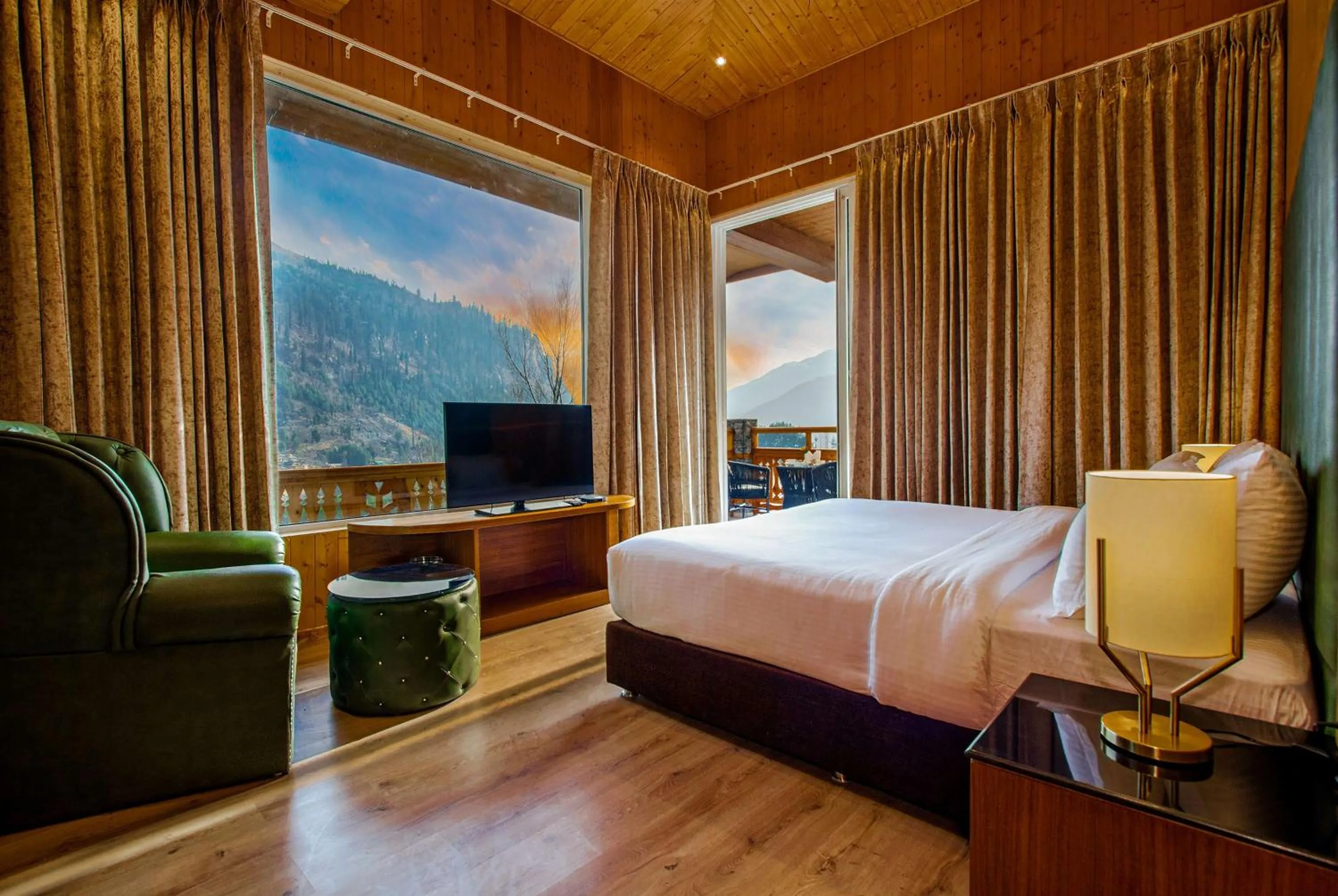 Bedroom, Bed in Palchan Hotel & Spa - A member of Radisson Individuals Retreats